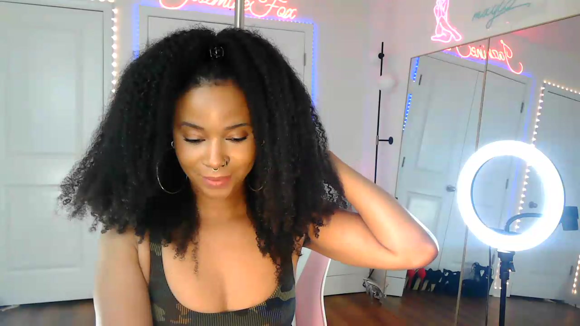 Gallery image thumbnail from Jazminefox's myfreecams stream on, 08/14/2026, 23:25 image 7 of 20