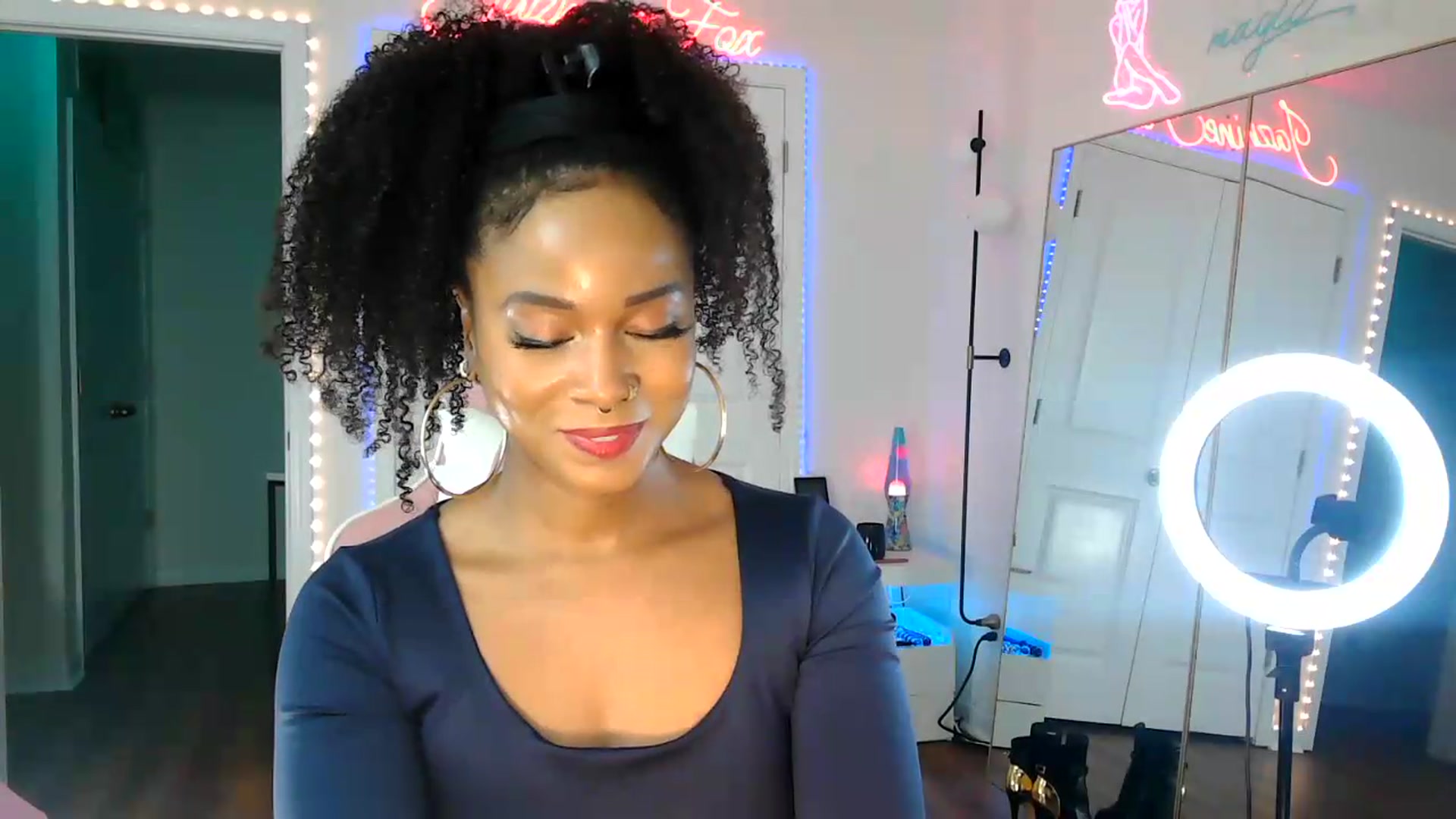 Gallery image thumbnail from Jazminefox's myfreecams stream on, 08/19/2026, 19:26 image 18 of 20