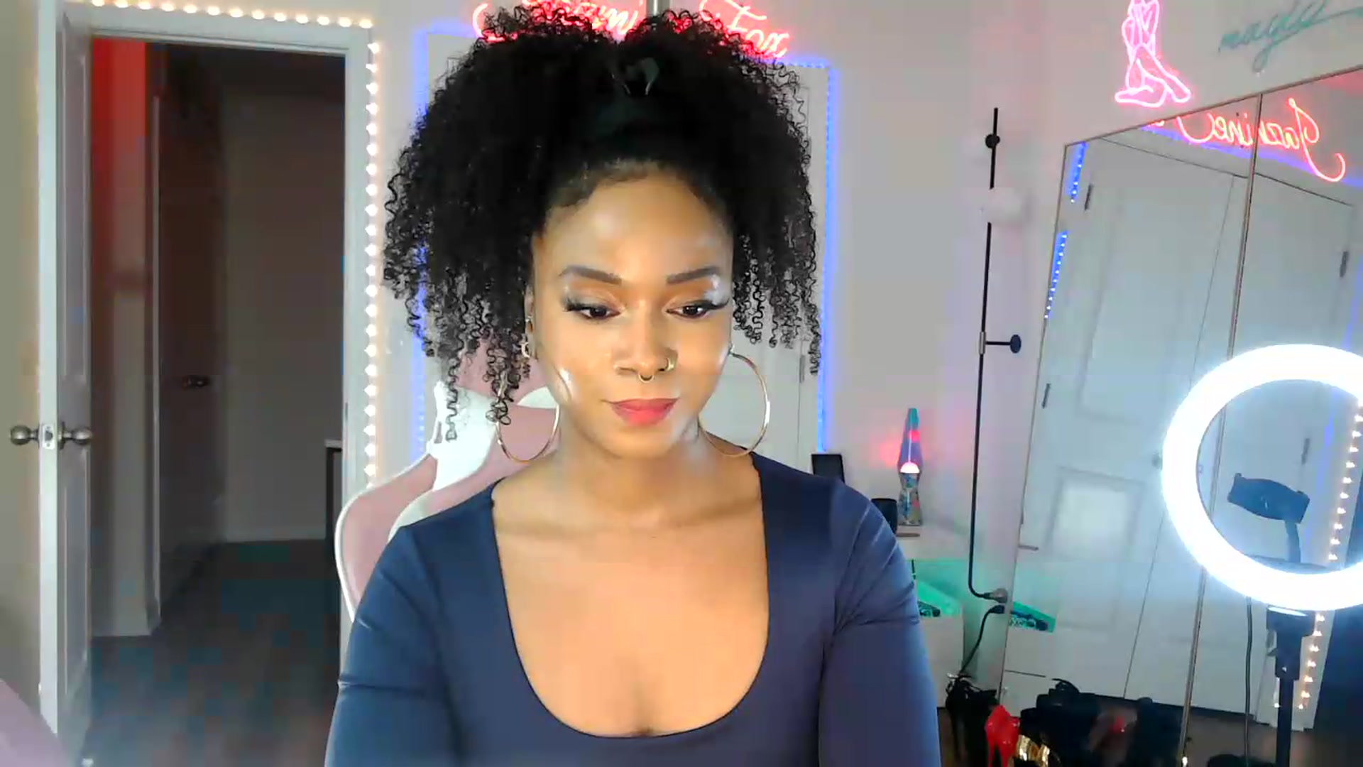 Gallery image thumbnail from Jazminefox's myfreecams stream on, 08/19/2026, 20:47 image 13 of 20