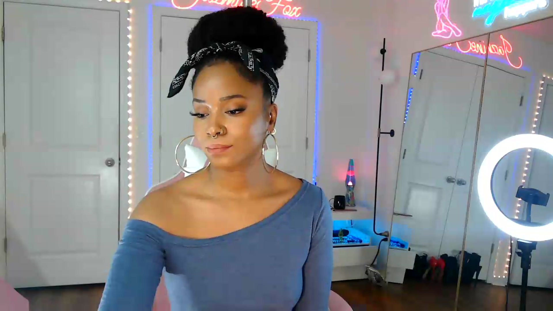 Gallery image thumbnail from Jazminefox's myfreecams stream on, 08/21/2026, 22:09 image 2 of 20