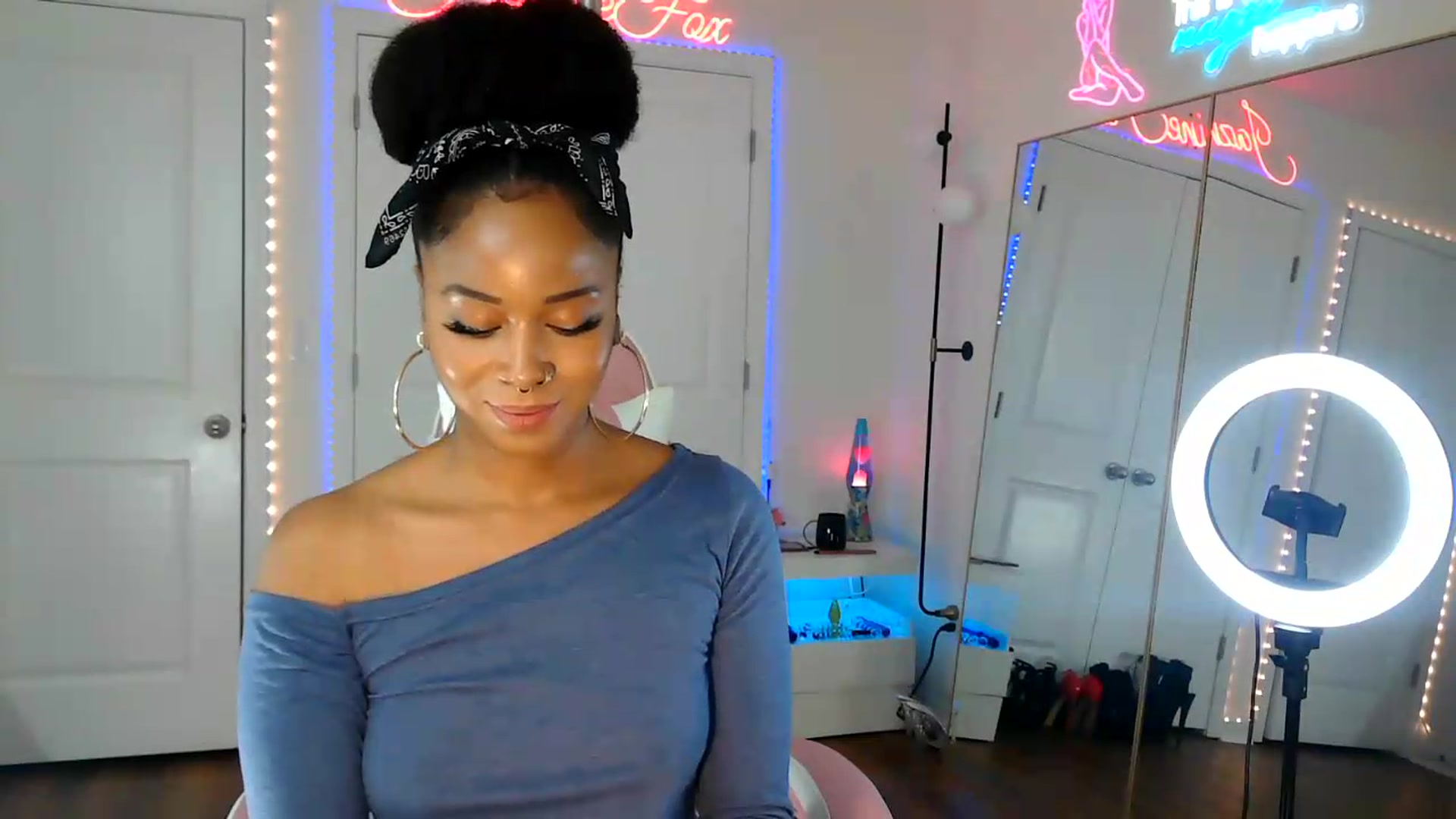 Gallery image thumbnail from Jazminefox's myfreecams stream on, 08/21/2026, 22:09 image 9 of 20