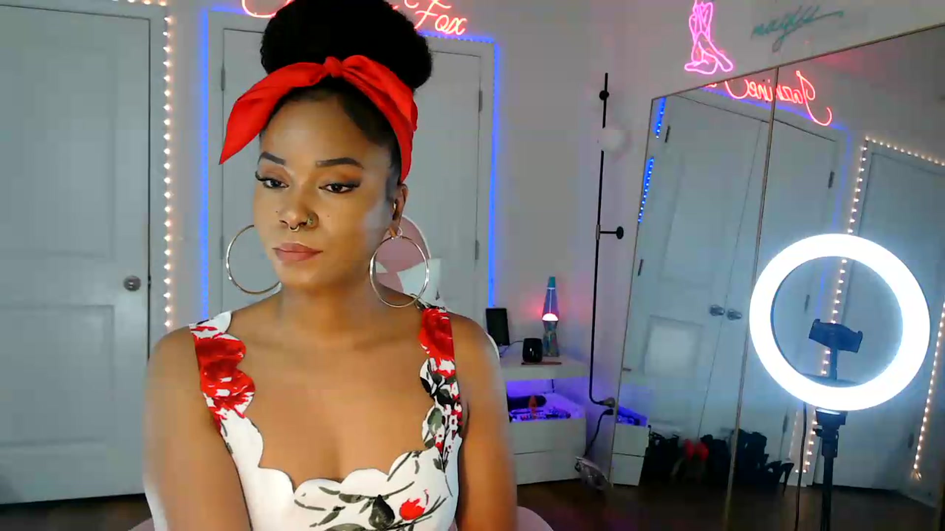 Gallery image thumbnail from Jazminefox's myfreecams stream on, 08/22/2026, 20:11 image 9 of 20