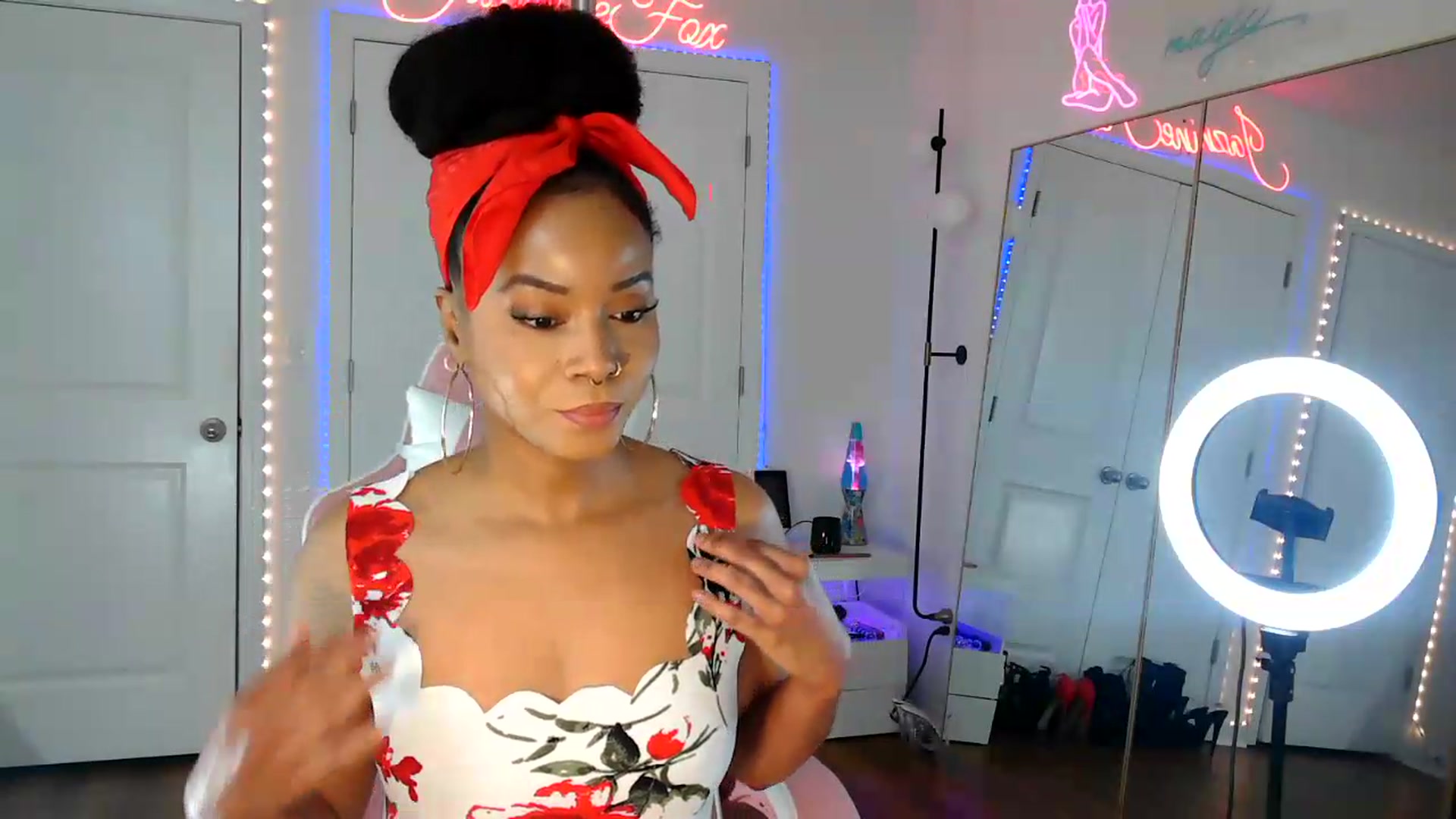 Gallery image thumbnail from Jazminefox's myfreecams stream on, 08/22/2026, 20:11 image 13 of 20