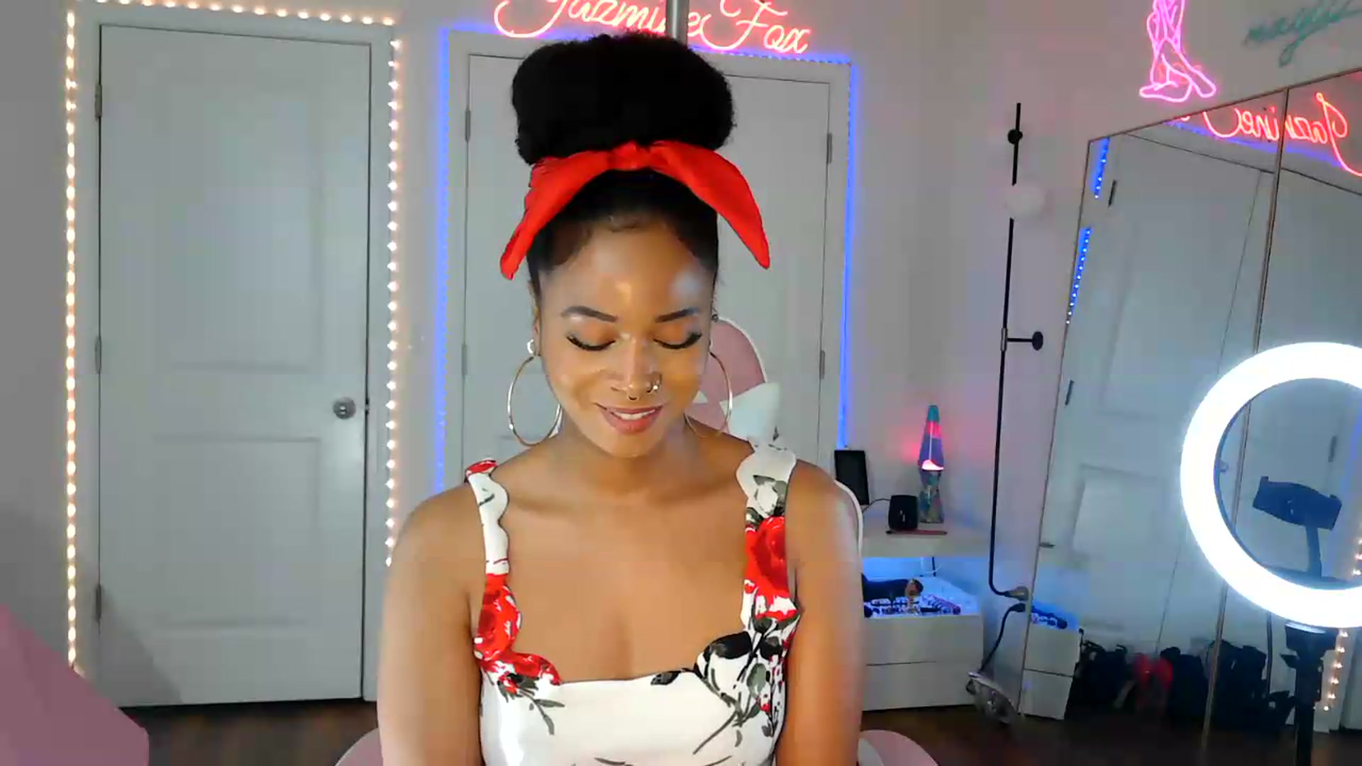Gallery image thumbnail from Jazminefox's myfreecams stream on, 08/23/2026, 01:05 image 20 of 20