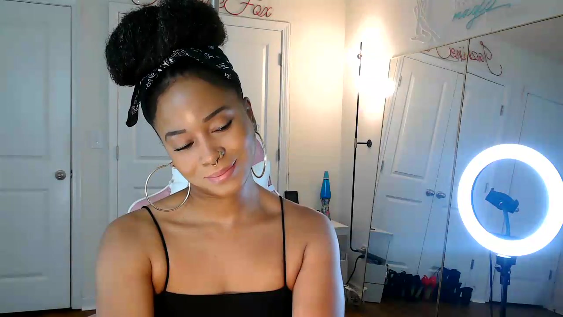 Gallery image thumbnail from Jazminefox's myfreecams stream on, 08/25/2026, 17:20 image 6 of 20