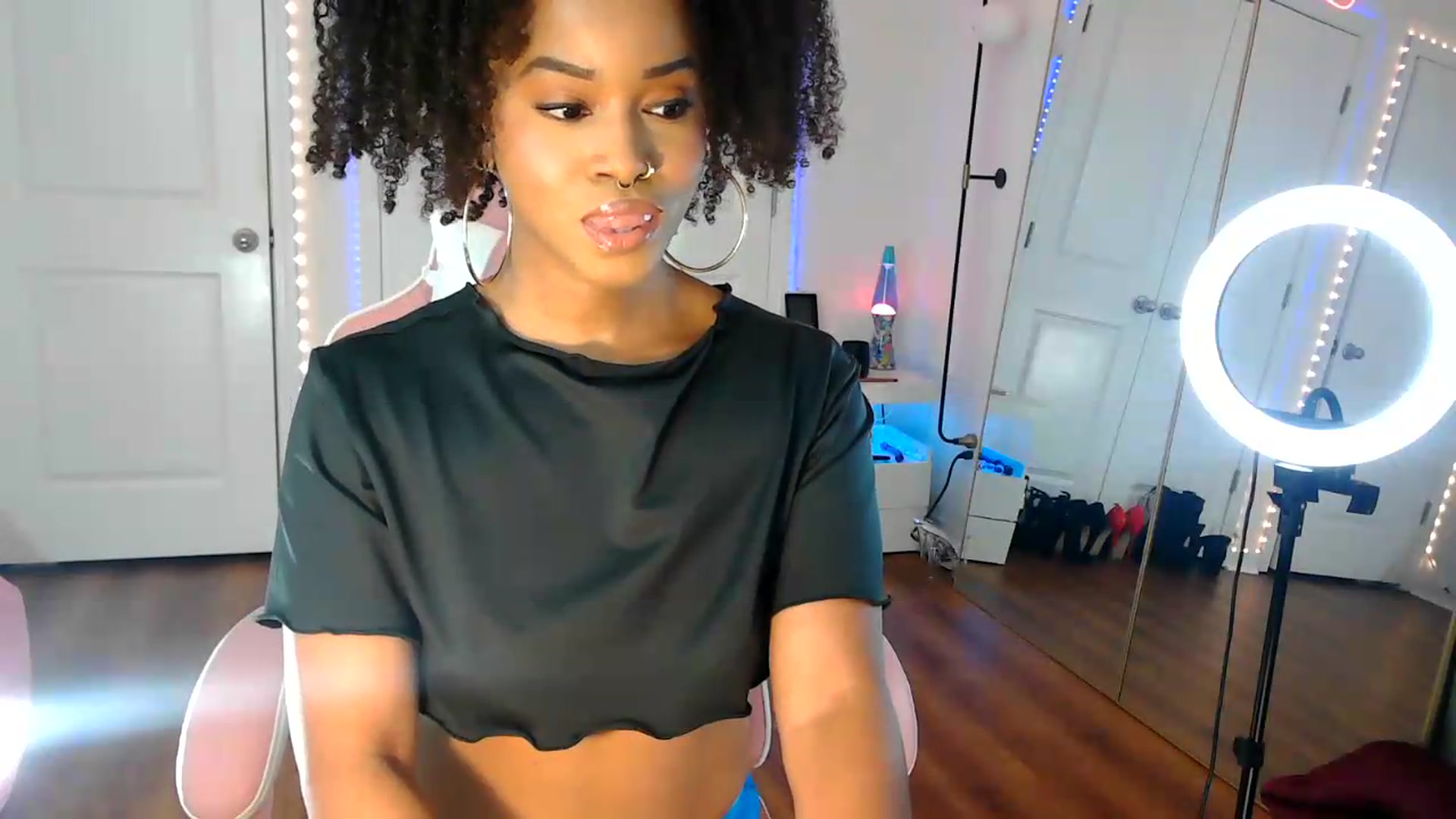 Gallery image thumbnail from Jazminefox's myfreecams stream on, 08/29/2026, 17:31 image 10 of 20