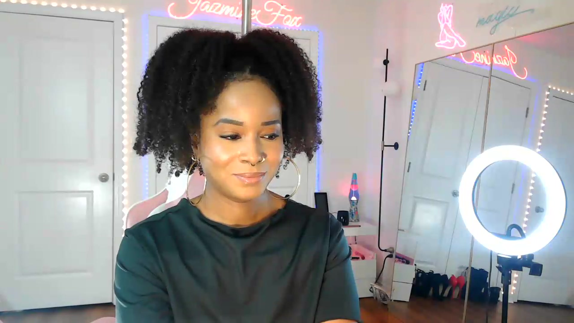 Gallery image thumbnail from Jazminefox's myfreecams stream on, 08/29/2026, 19:18 image 11 of 20
