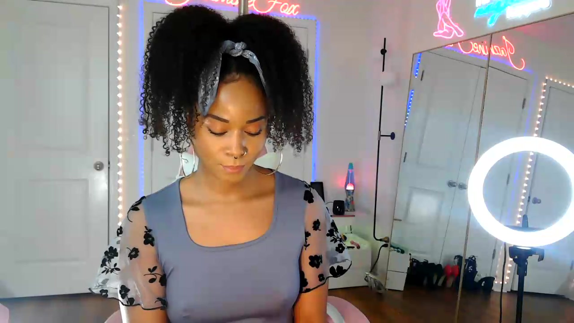 Gallery image thumbnail from Jazminefox's myfreecams stream on, 09/02/2026, 17:00 image 19 of 20