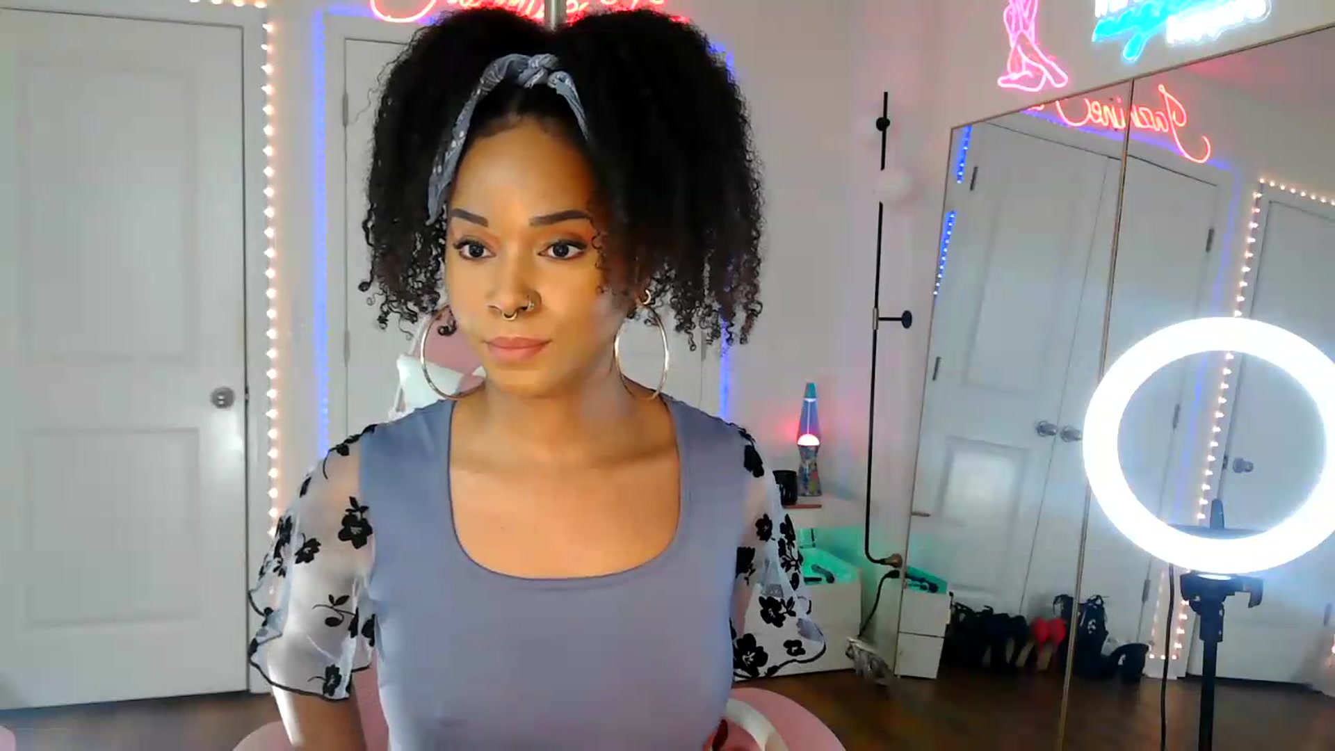 Gallery image thumbnail from Jazminefox's myfreecams stream on, 09/02/2026, 17:00 image 5 of 20