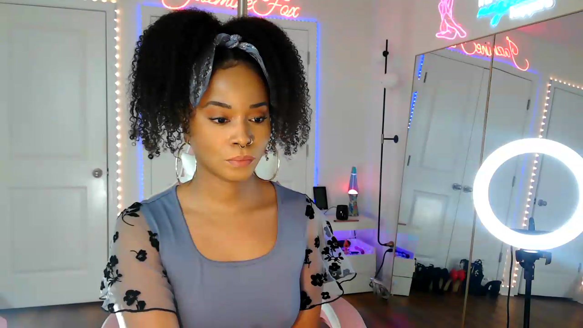 Gallery image thumbnail from Jazminefox's myfreecams stream on, 09/02/2026, 17:00 image 2 of 20