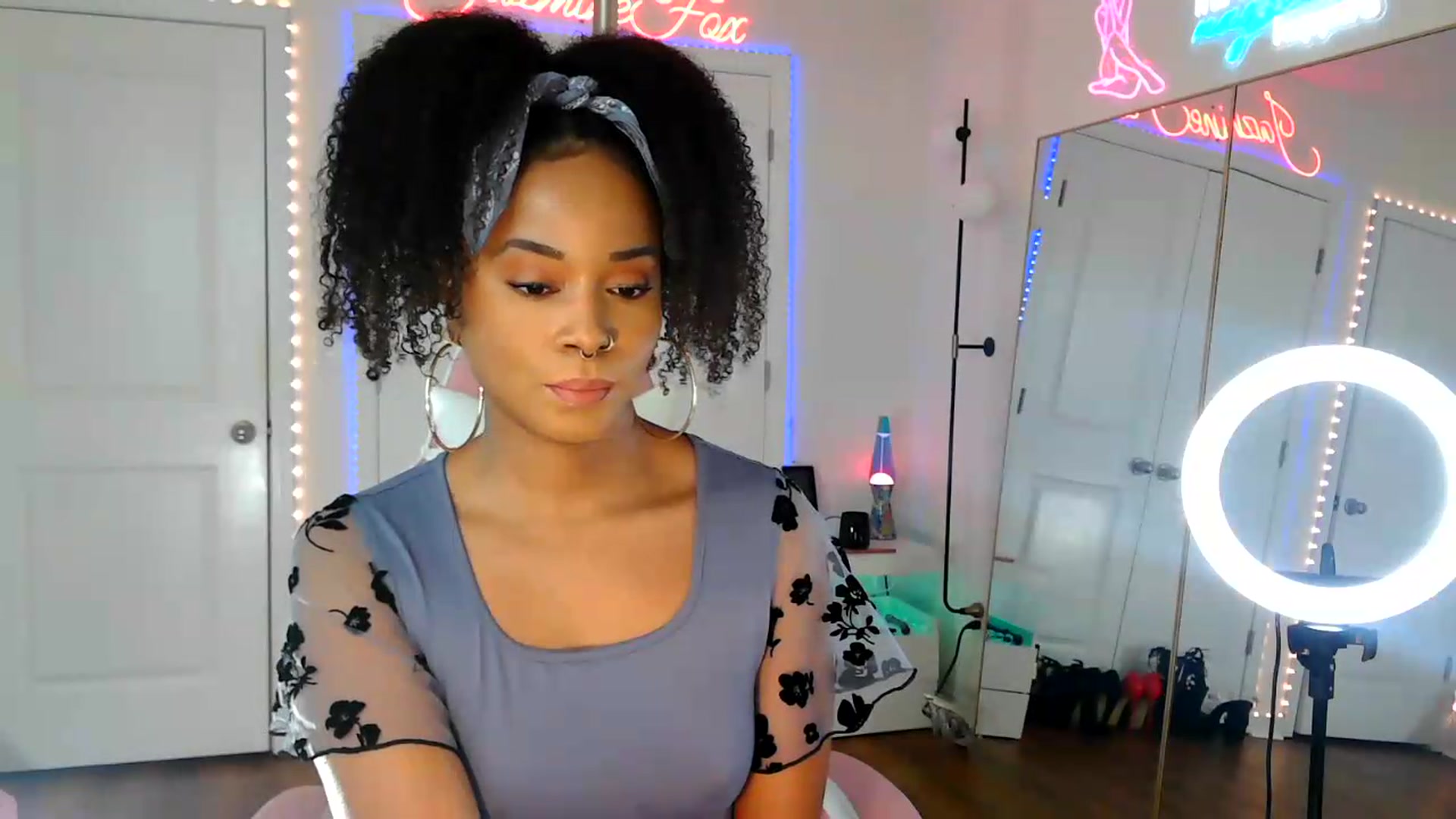 Gallery image thumbnail from Jazminefox's myfreecams stream on, 09/02/2026, 17:00 image 3 of 20