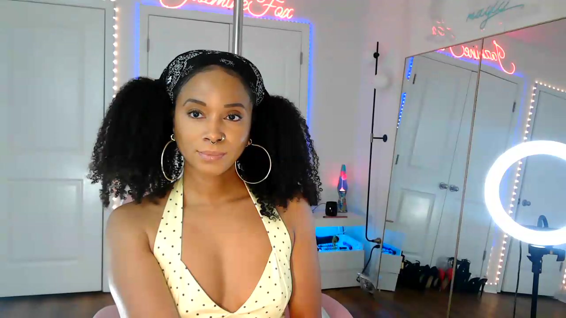 Gallery image thumbnail from Jazminefox's myfreecams stream on, 09/08/2026, 18:33 image 20 of 20