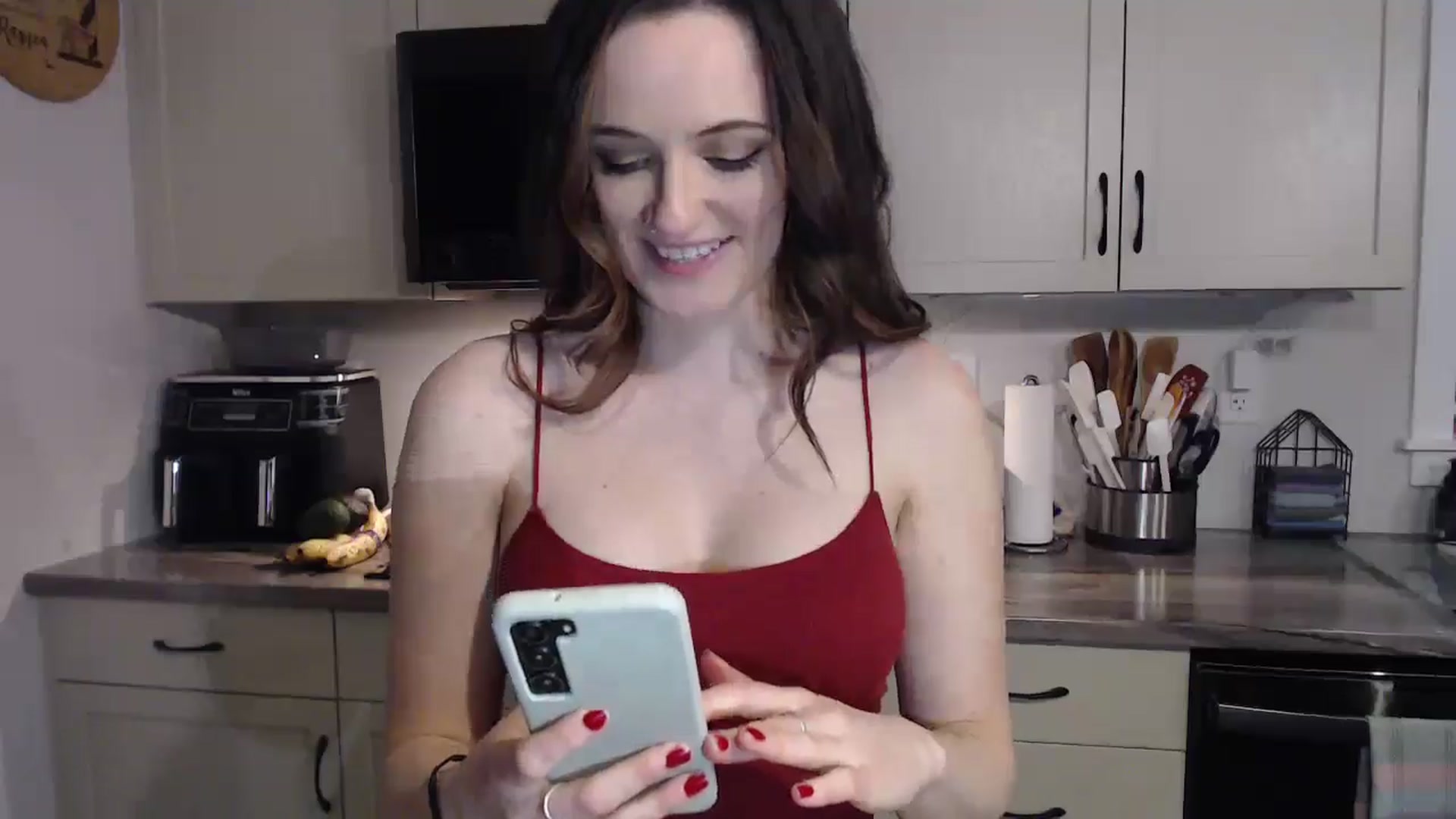 Gallery image thumbnail from JazzliciousXO's myfreecams stream on, 05/04/2025, 24:20 image 8 of 20