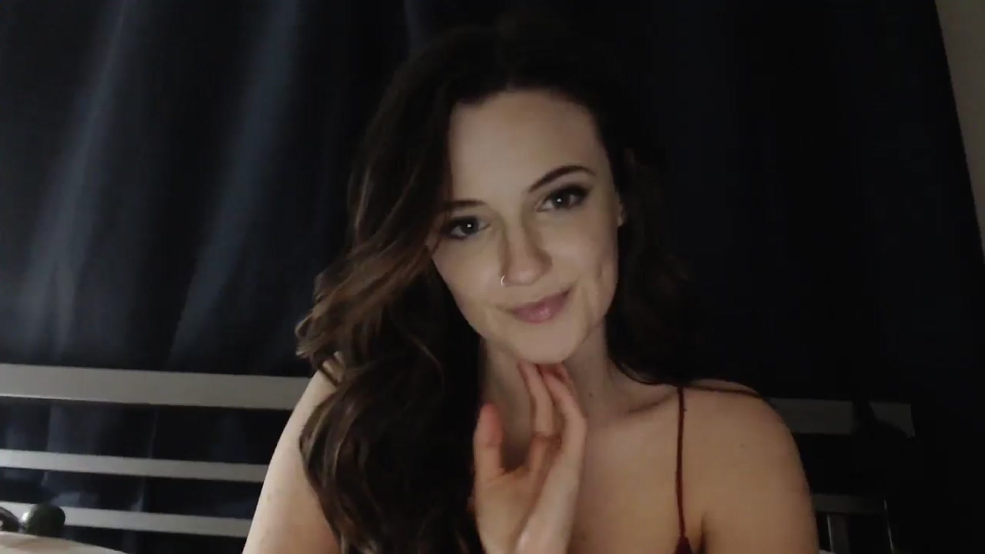 Gallery image thumbnail from JazzliciousXO's myfreecams stream on, 05/04/2025, 02:05 image 5 of 20