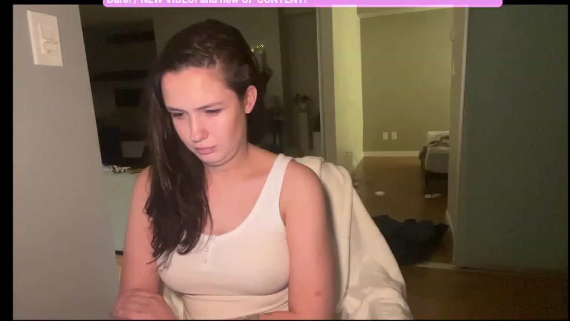 Gallery image thumbnail from JazzminBelle's myfreecams stream on, 12/02/2022, 02:30 image 14 of 20
