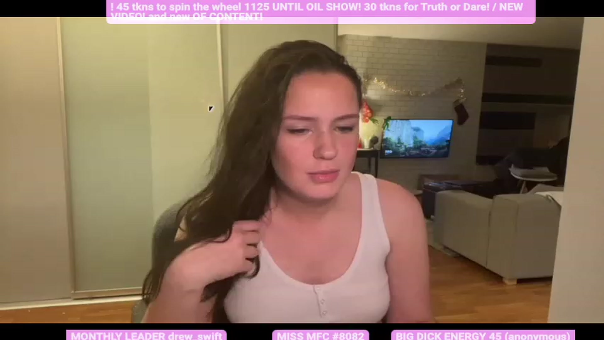Gallery image thumbnail from JazzminBelle's myfreecams stream on, 12/20/2022, 03:25 image 4 of 20