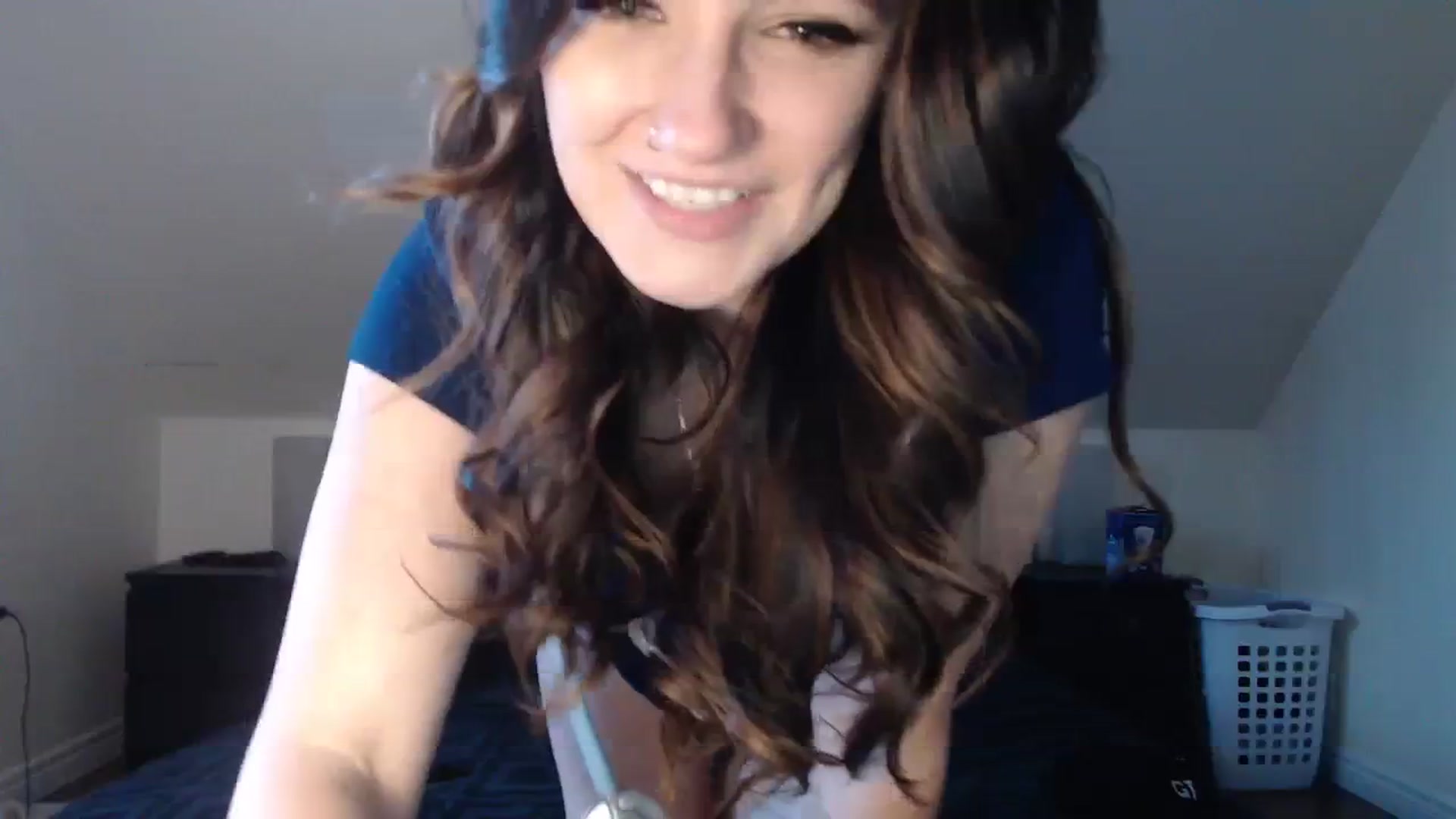 Gallery image thumbnail from JazzyBabe's myfreecams stream on, 01/15/2024, 20:45 image 6 of 20