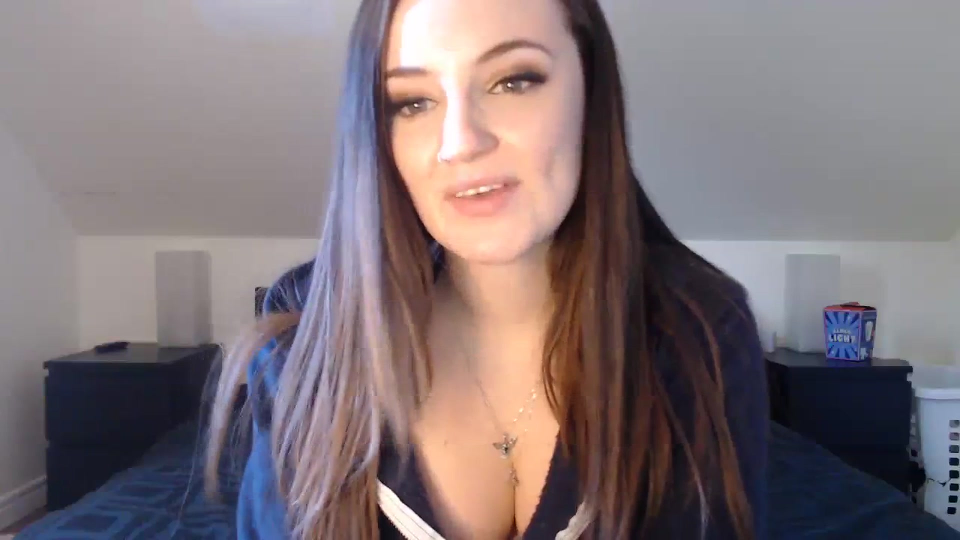Gallery image thumbnail from JazzyBabe's myfreecams stream on, 01/23/2024, 18:39 image 14 of 20