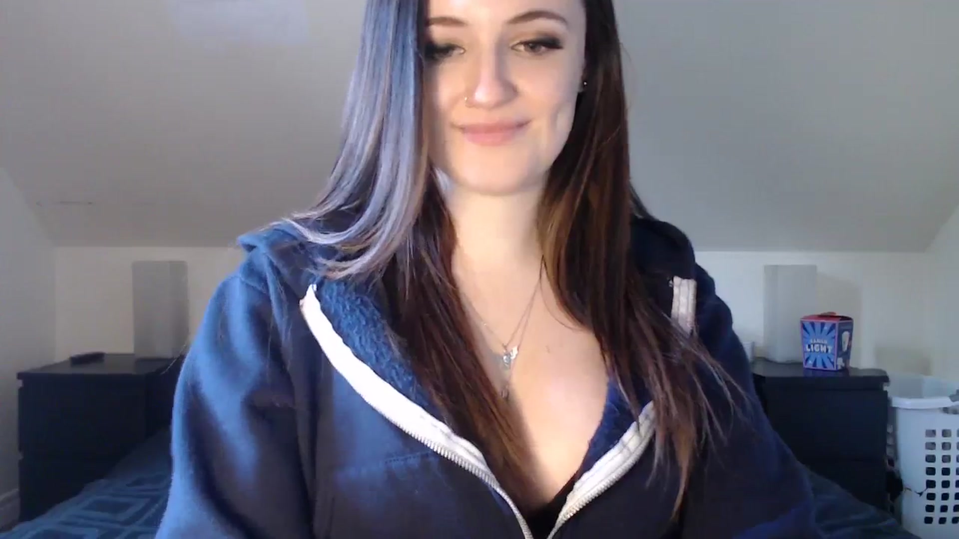 Gallery image thumbnail from JazzyBabe's myfreecams stream on, 01/23/2024, 19:59 image 9 of 20