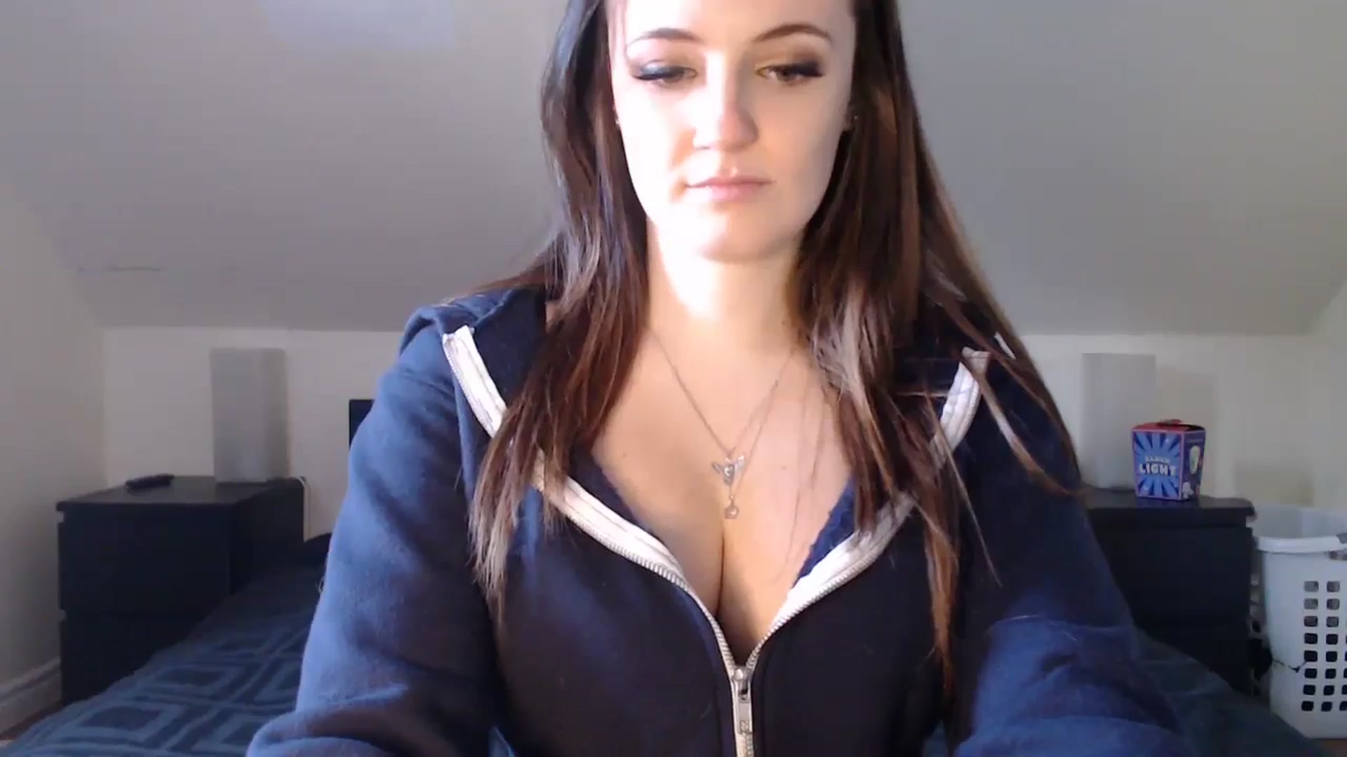 Gallery image thumbnail from JazzyBabe's myfreecams stream on, 01/23/2024, 19:59 image 3 of 20