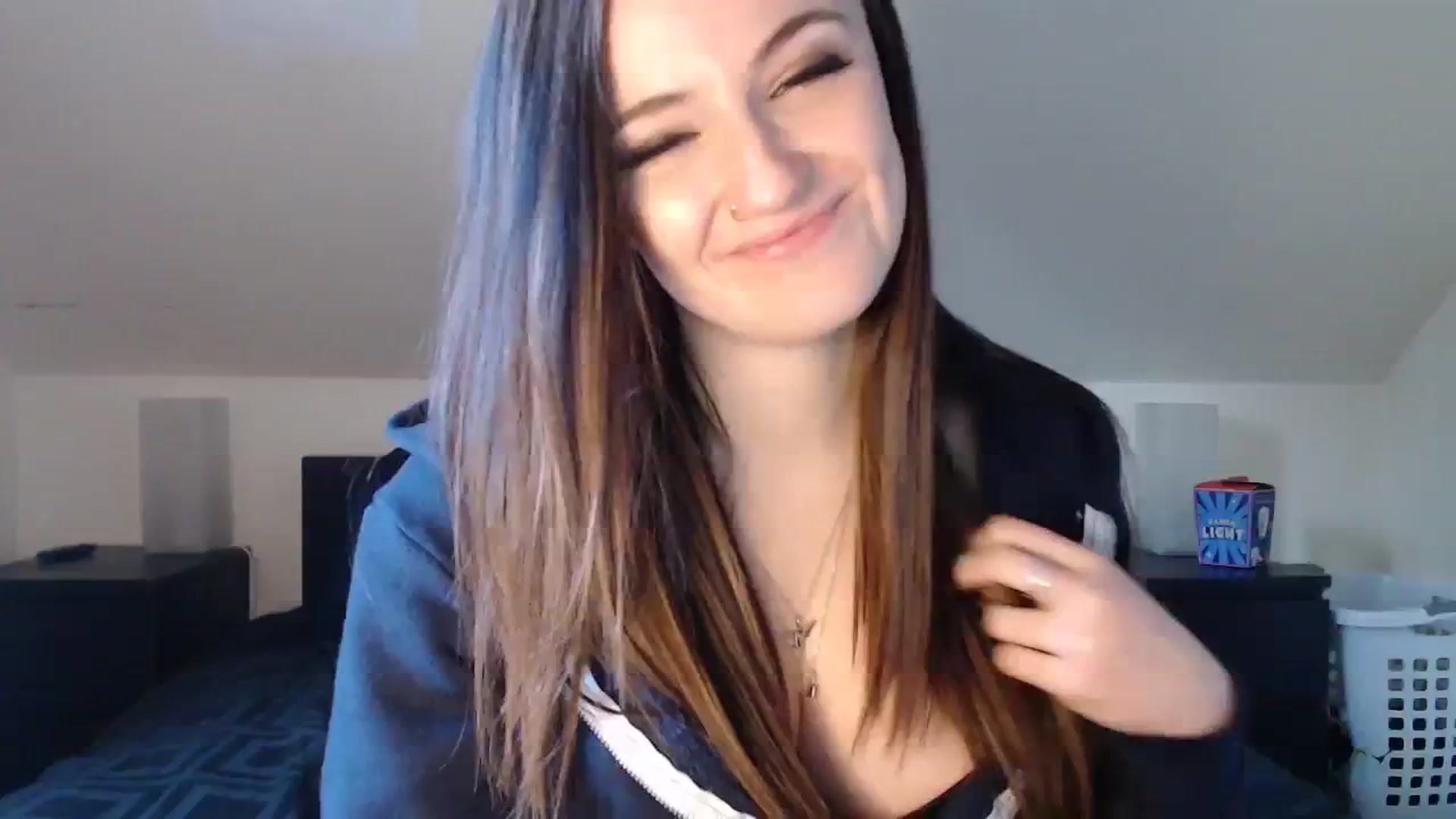 Gallery image thumbnail from JazzyBabe's myfreecams stream on, 01/23/2024, 19:59 image 20 of 20