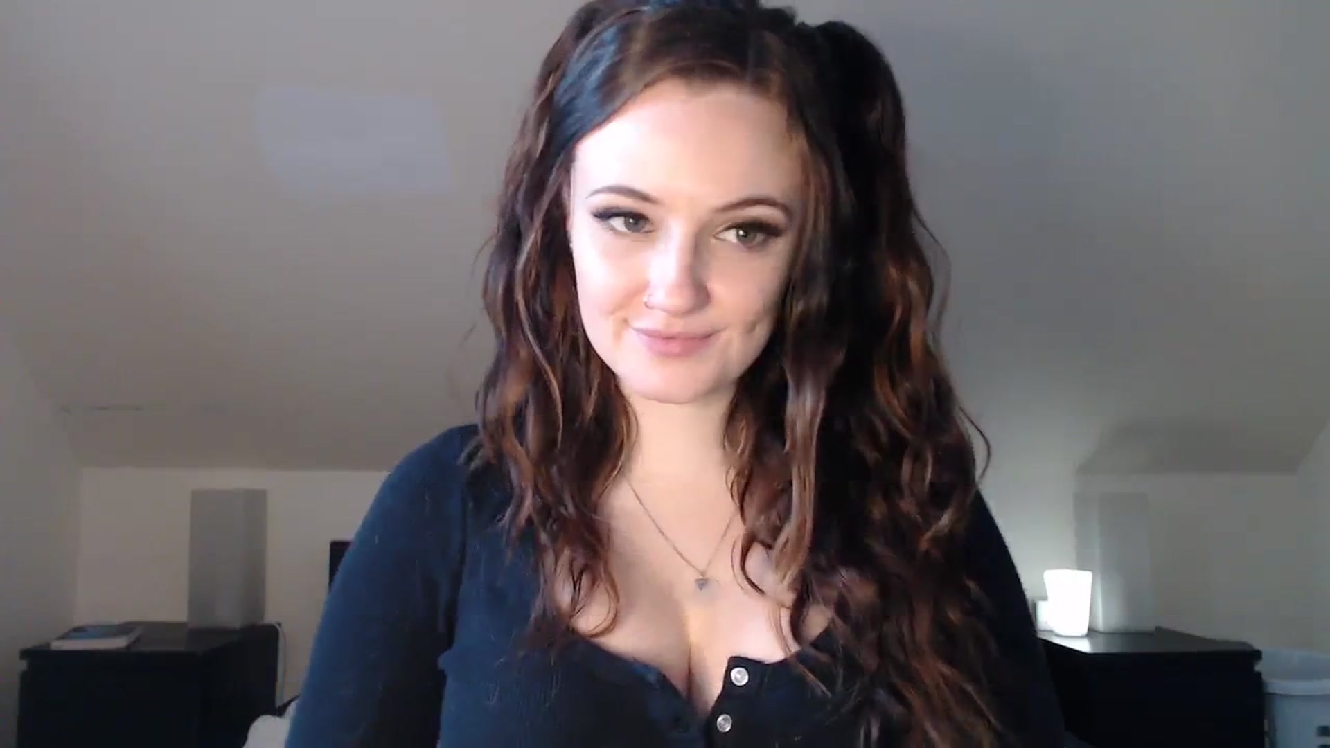 Gallery image thumbnail from JazzyBabe's myfreecams stream on, 01/31/2024, 19:06 image 6 of 20
