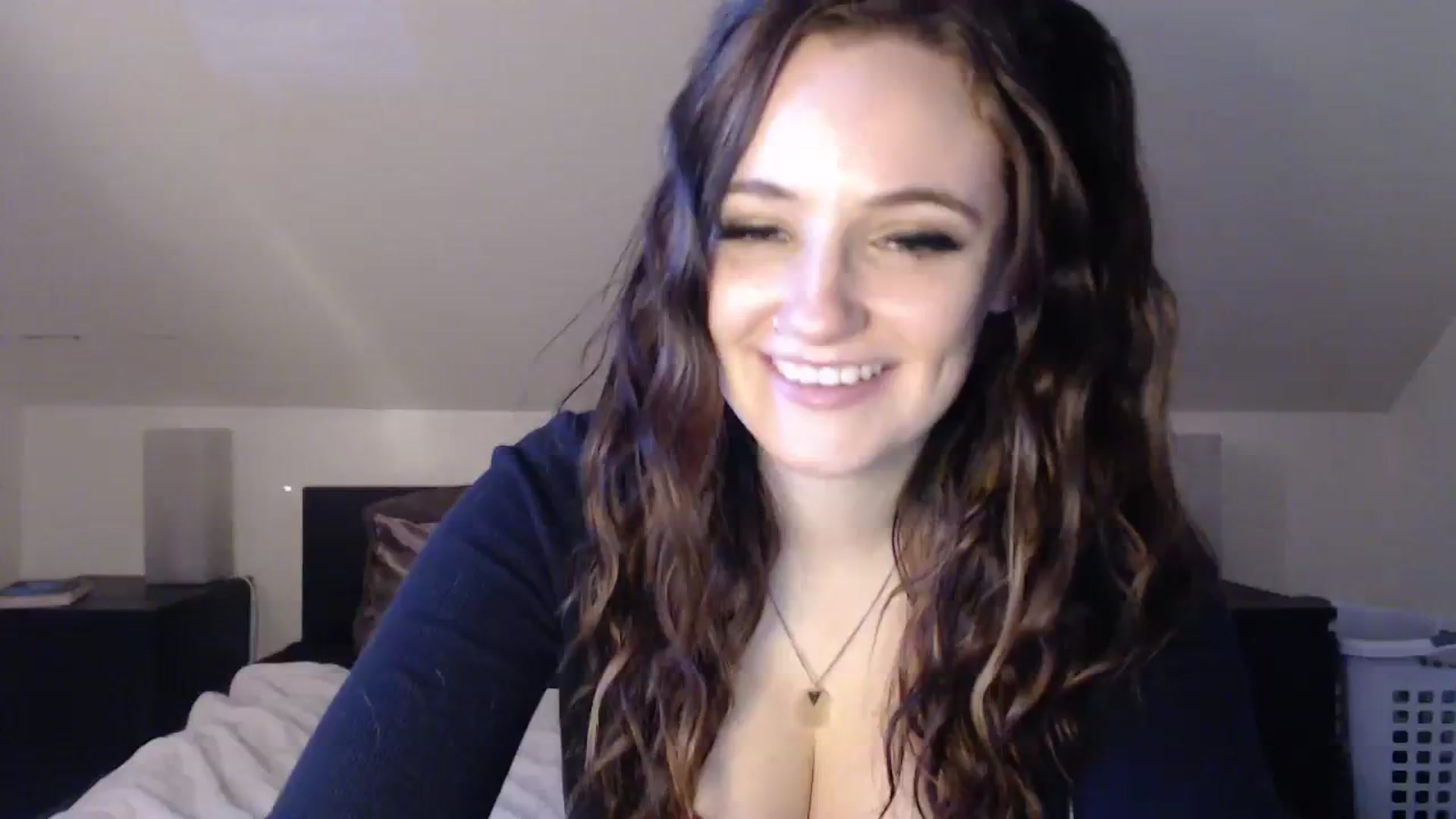 Gallery image thumbnail from JazzyBabe's myfreecams stream on, 01/31/2024, 20:59 image 17 of 20