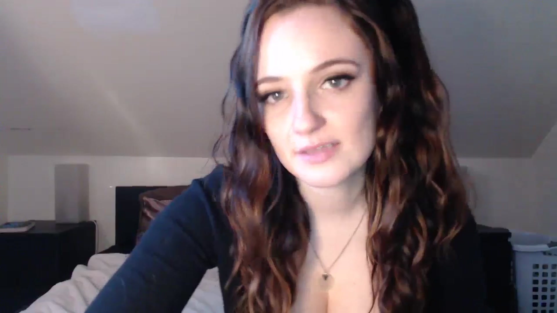 Gallery image thumbnail from JazzyBabe's myfreecams stream on, 01/31/2024, 20:59 image 18 of 20