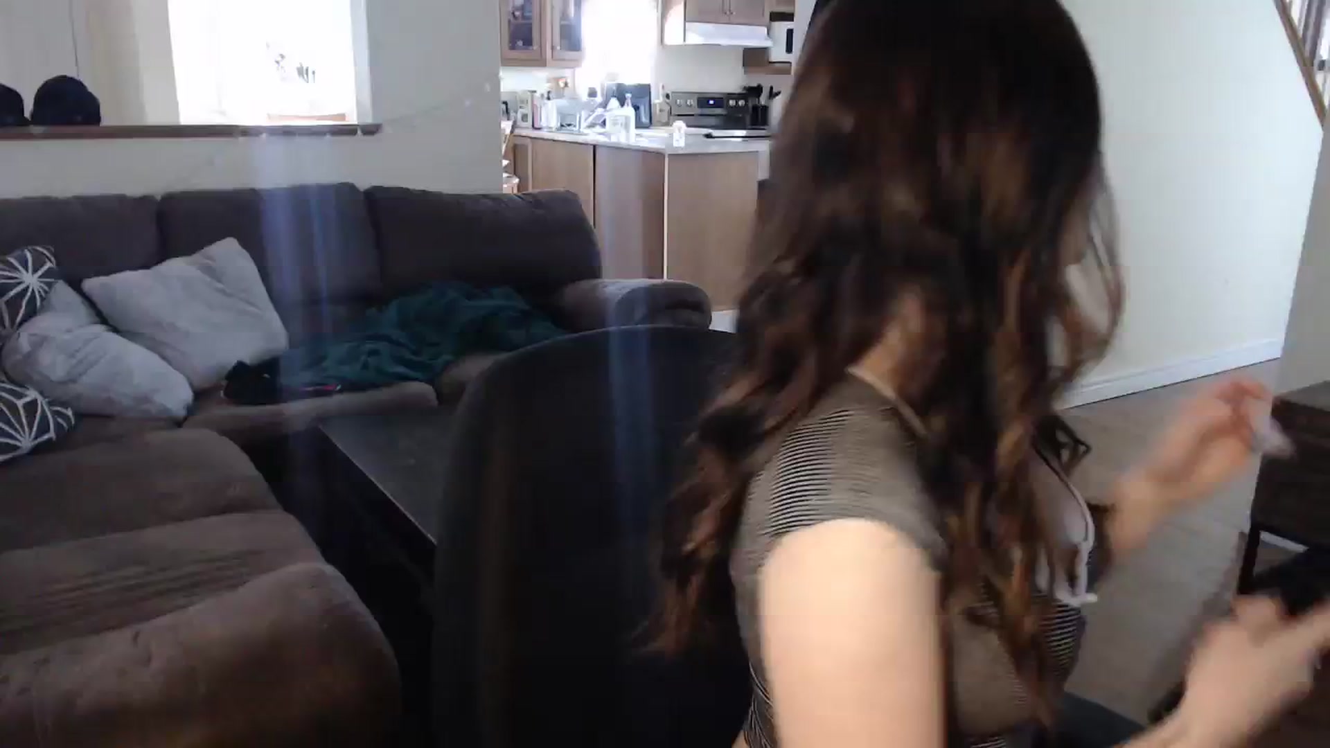 Gallery image thumbnail from JazzyBabe's myfreecams stream on, 02/17/2024, 19:11 image 1 of 20