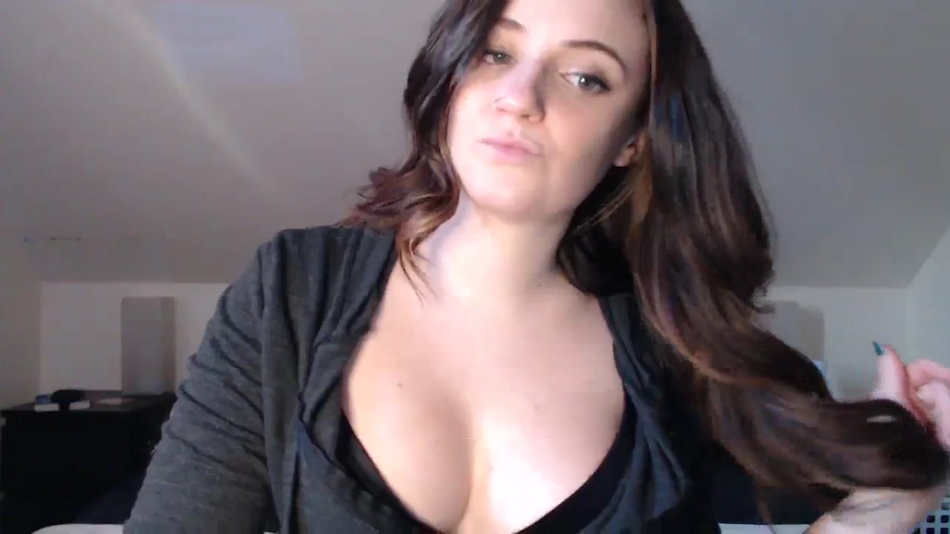 Gallery image thumbnail from JazzyBabe's myfreecams stream on, 02/27/2024, 21:38 image 9 of 20