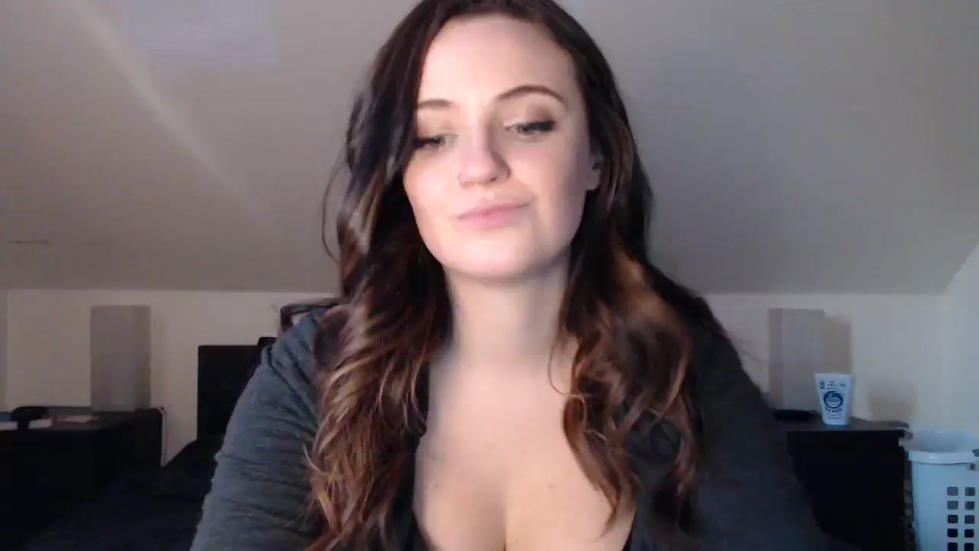 Gallery image thumbnail from JazzyBabe's myfreecams stream on, 02/27/2024, 21:38 image 5 of 20