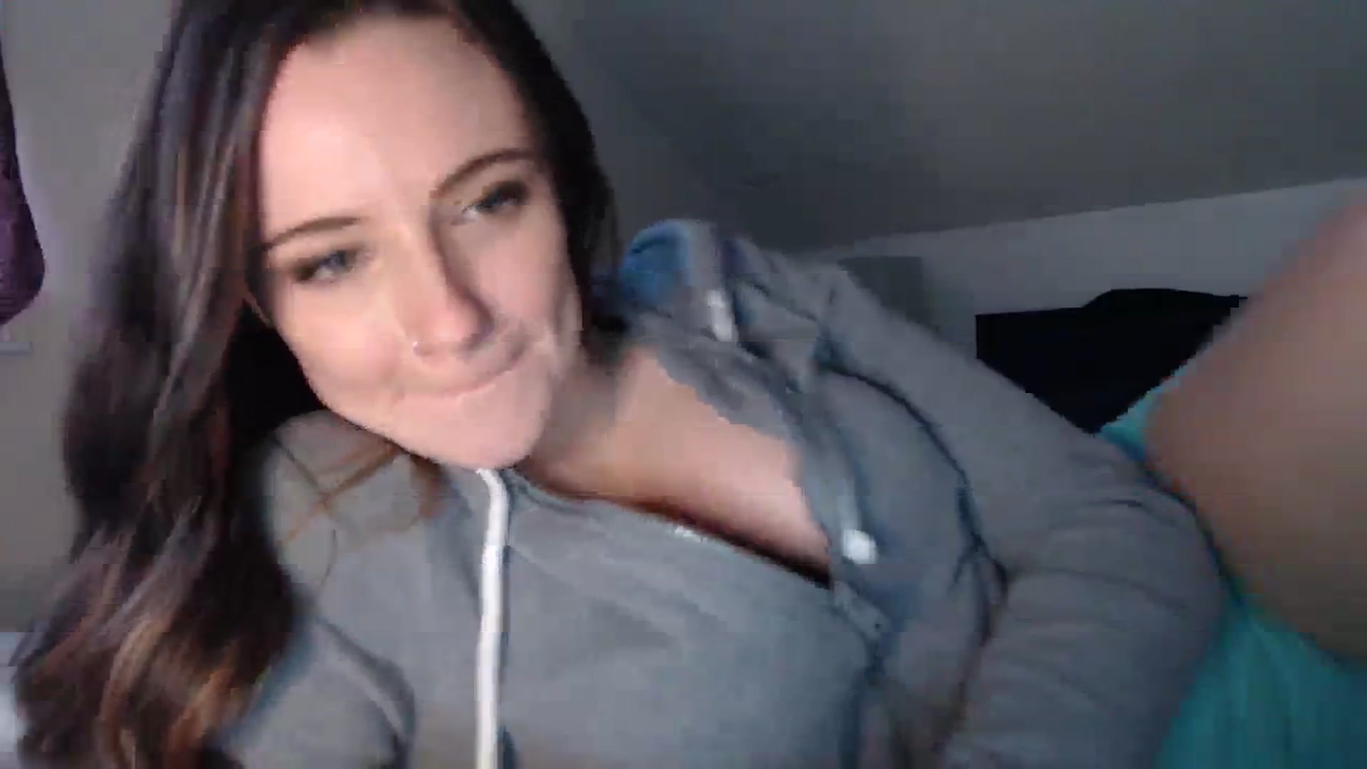 Gallery image thumbnail from JazzyBabe's myfreecams stream on, 02/29/2024, 20:03 image 19 of 20