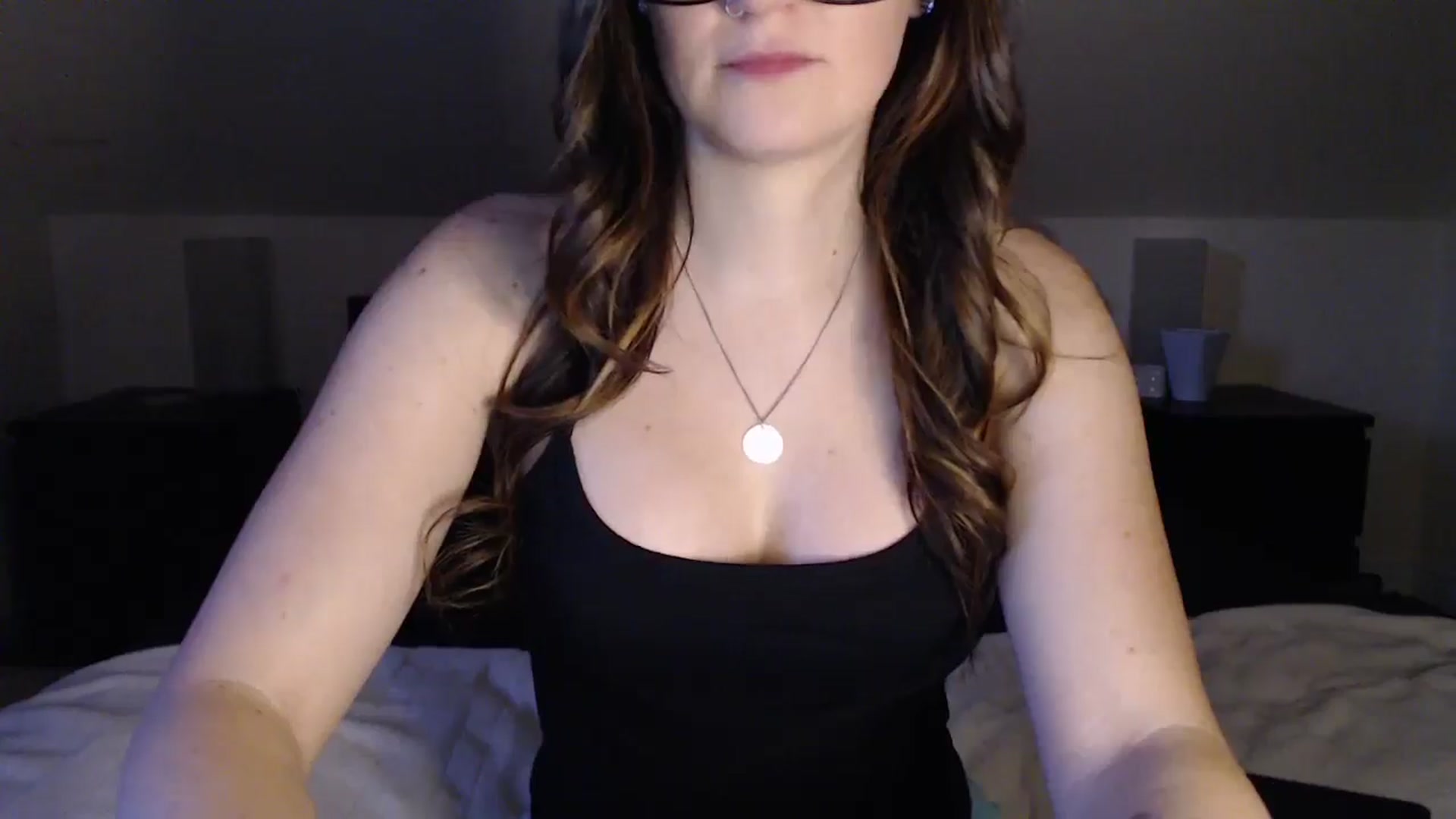 Gallery image thumbnail from JazzyBabe's myfreecams stream on, 05/08/2024, 24:00 image 10 of 20