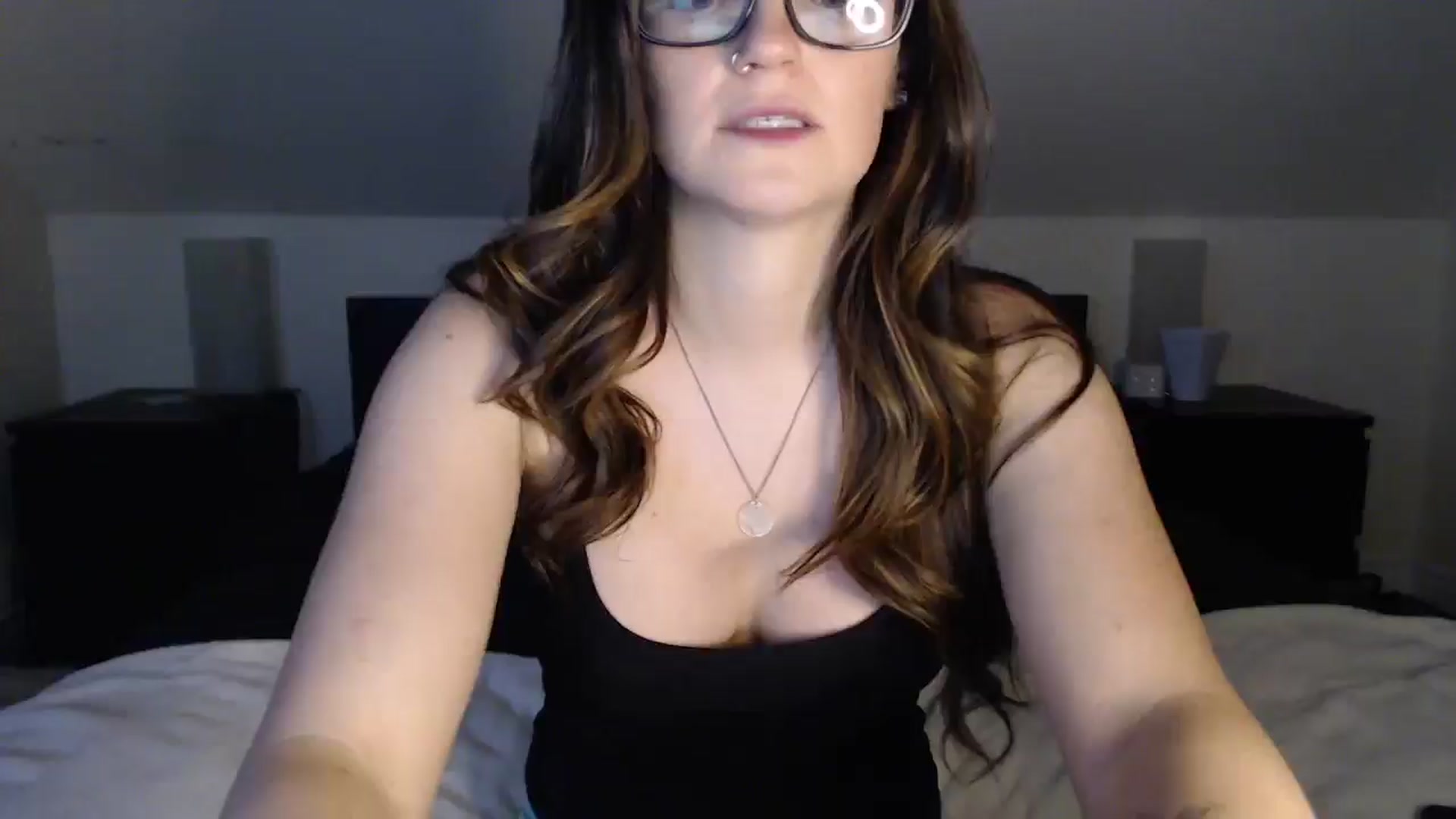 Gallery image thumbnail from JazzyBabe's myfreecams stream on, 05/08/2024, 24:00 image 20 of 20