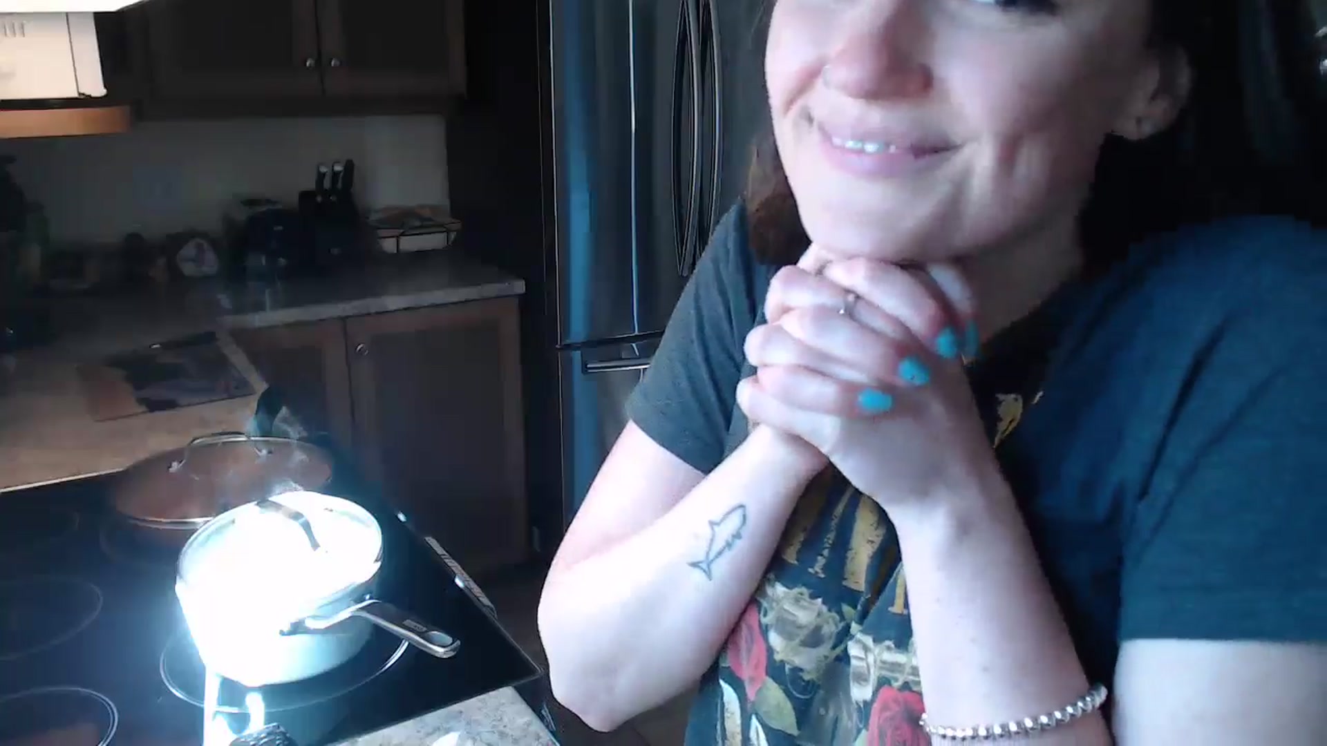 Gallery image thumbnail from JazzyBabe's myfreecams stream on, 06/04/2024, 21:09 image 9 of 20