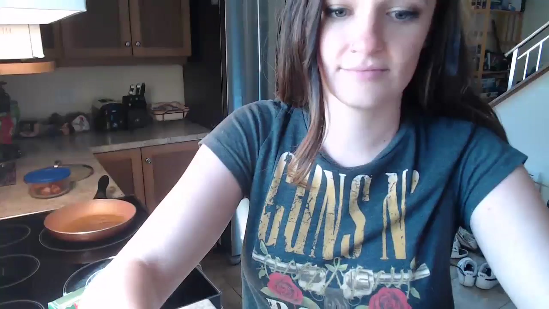 Gallery image thumbnail from JazzyBabe's myfreecams stream on, 06/04/2024, 21:09 image 3 of 20