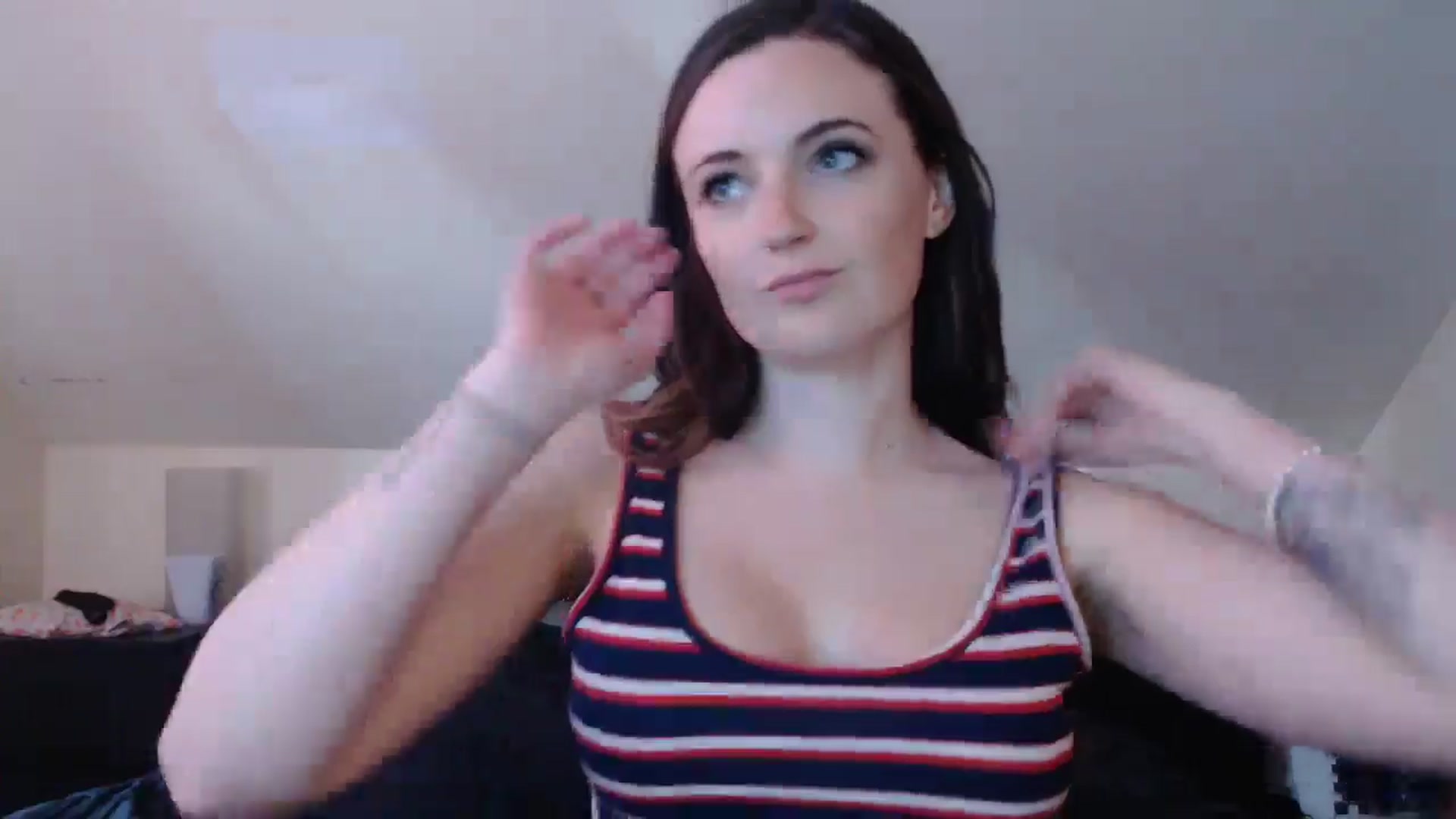 Gallery image thumbnail from JazzyBabe's myfreecams stream on, 06/05/2024, 22:02 image 9 of 20
