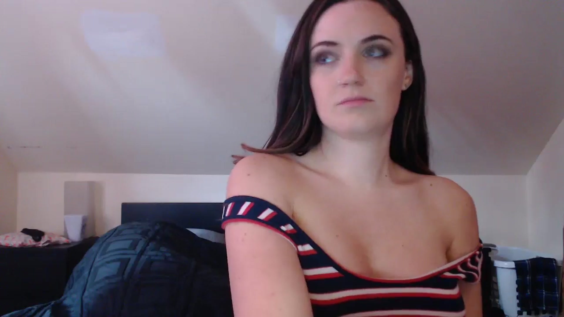Gallery image thumbnail from JazzyBabe's myfreecams stream on, 06/05/2024, 22:02 image 6 of 20