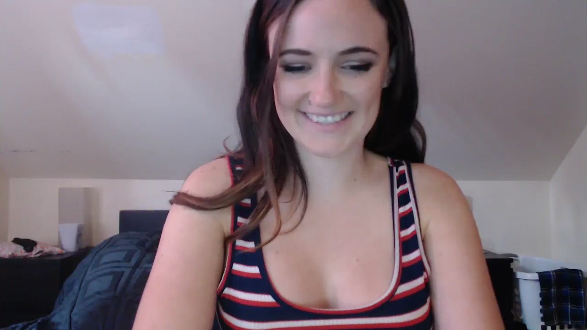 Gallery image thumbnail from JazzyBabe's myfreecams stream on, 06/05/2024, 22:02 image 2 of 20