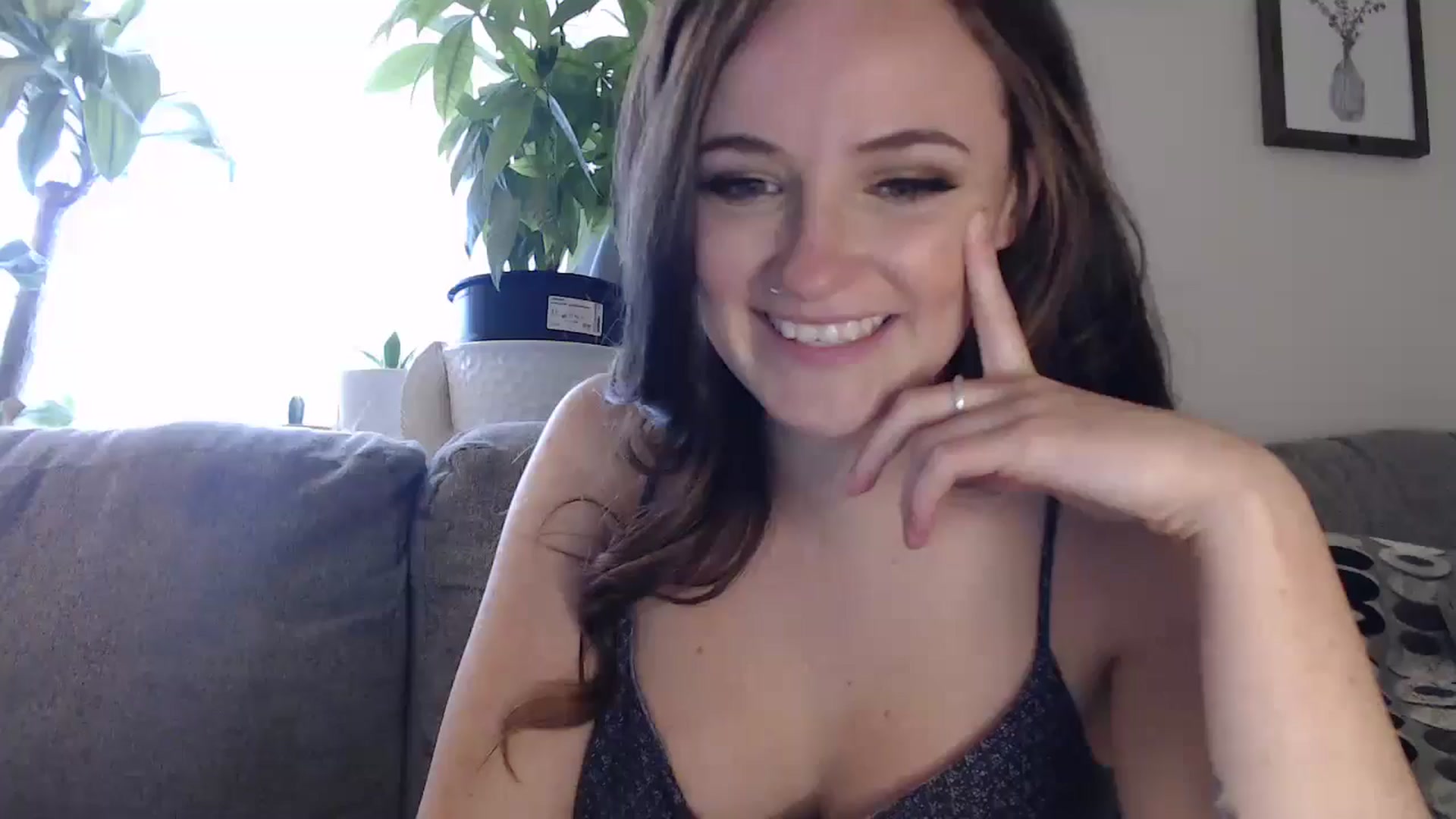 Gallery image thumbnail from JazzyBabe's myfreecams stream on, 06/25/2024, 19:22 image 9 of 20