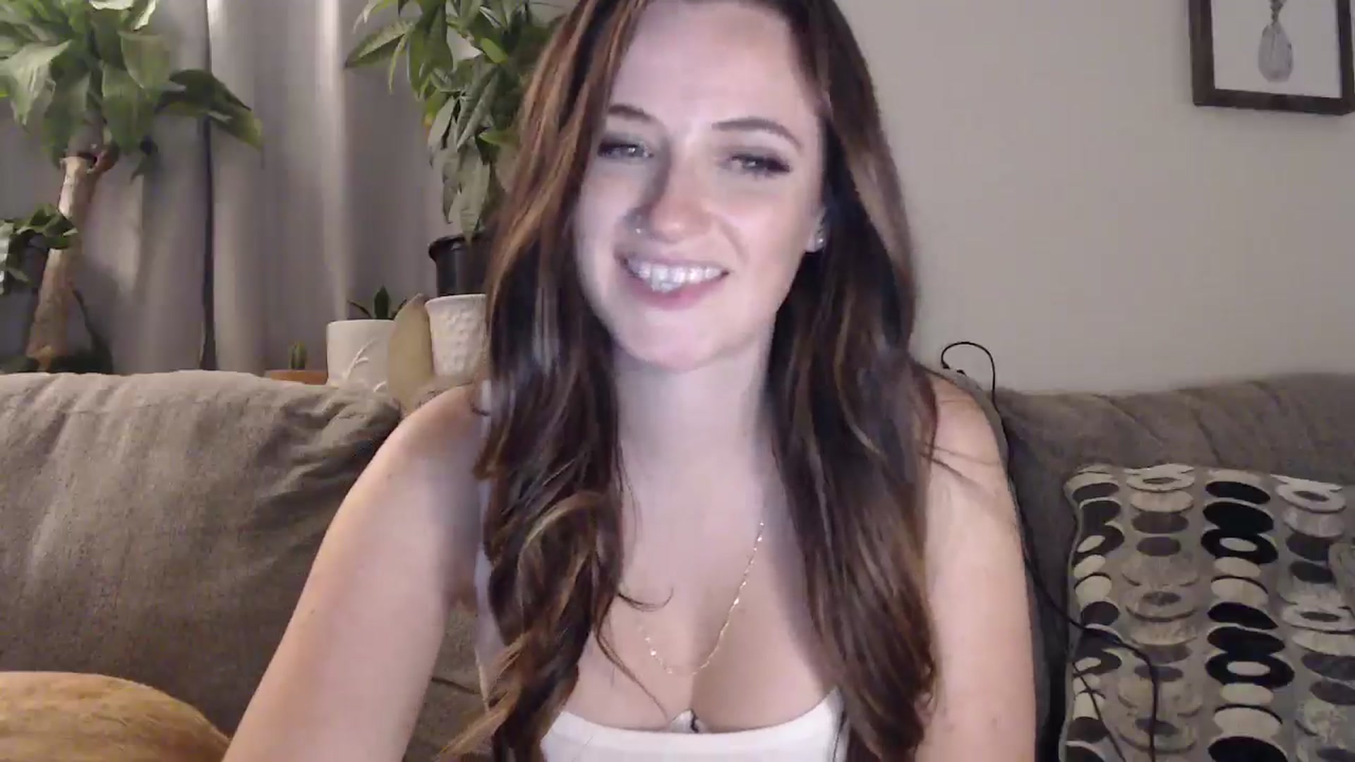 Gallery image thumbnail from JazzyBabe's myfreecams stream on, 06/26/2024, 05:38 image 13 of 20