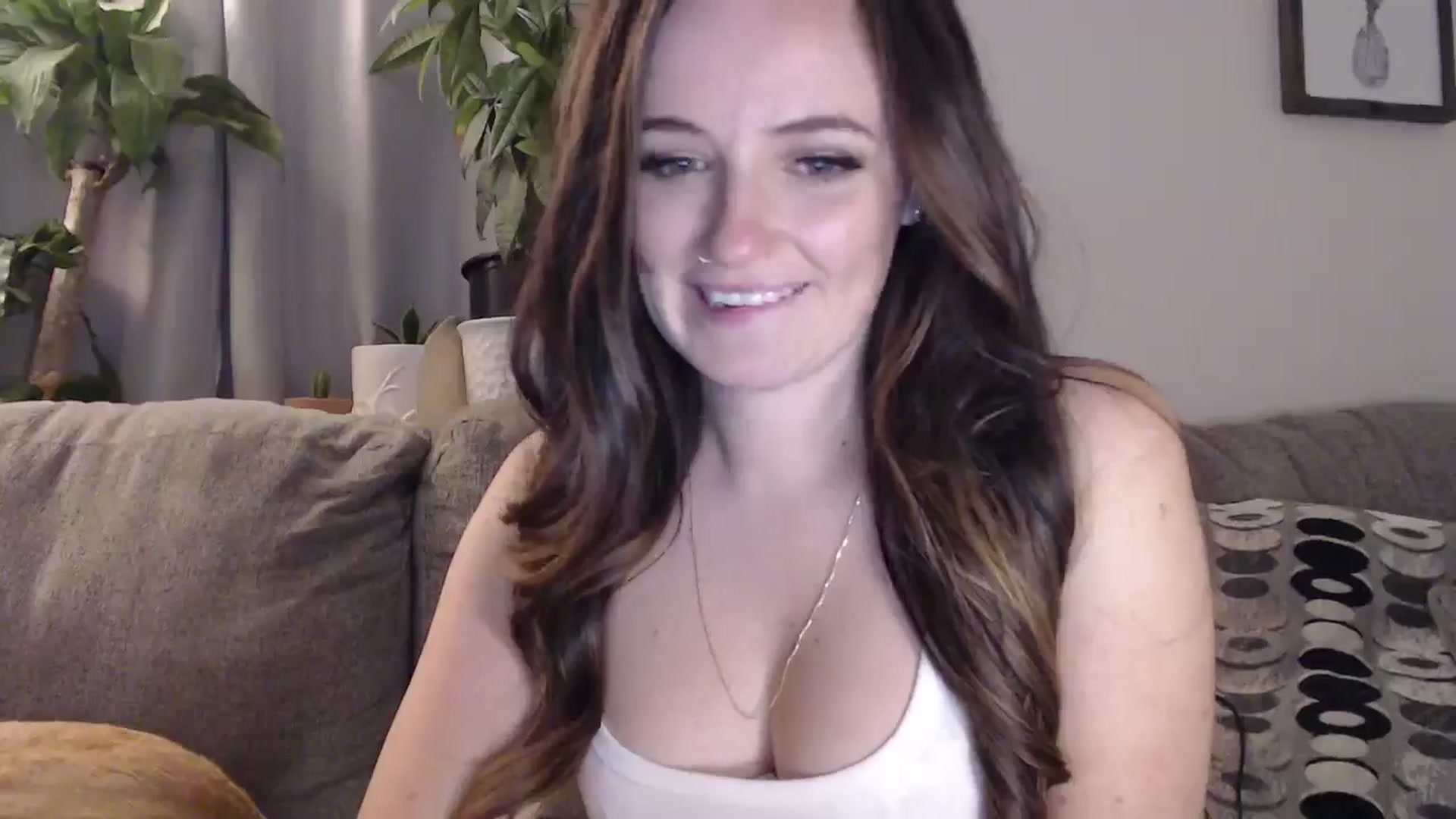 Gallery image thumbnail from JazzyBabe's myfreecams stream on, 06/26/2024, 05:38 image 12 of 20