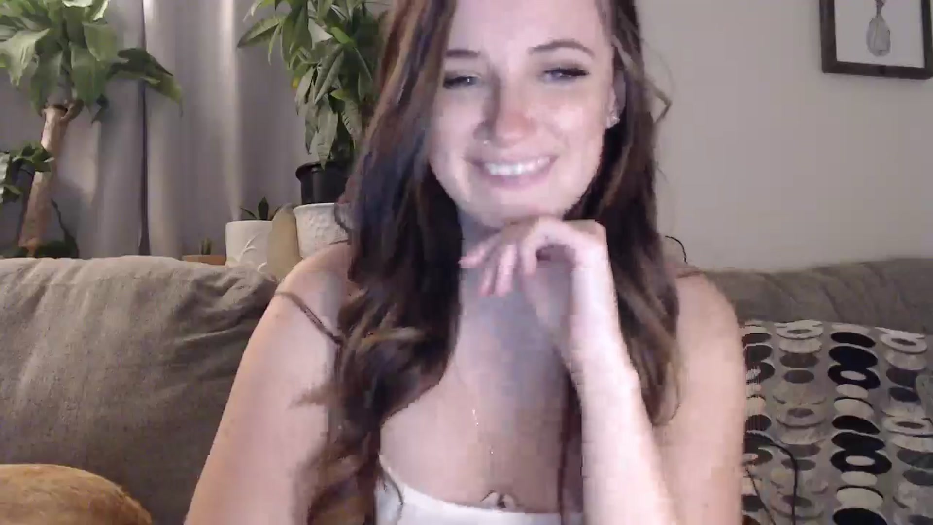 Gallery image thumbnail from JazzyBabe's myfreecams stream on, 06/26/2024, 05:38 image 8 of 20