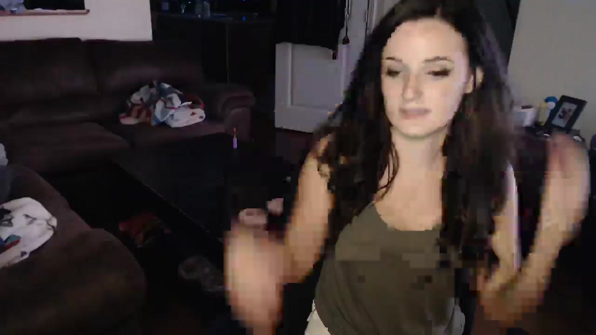 Gallery image thumbnail from JazzyBabe's myfreecams stream on, 07/13/2024, 23:47 image 2 of 20