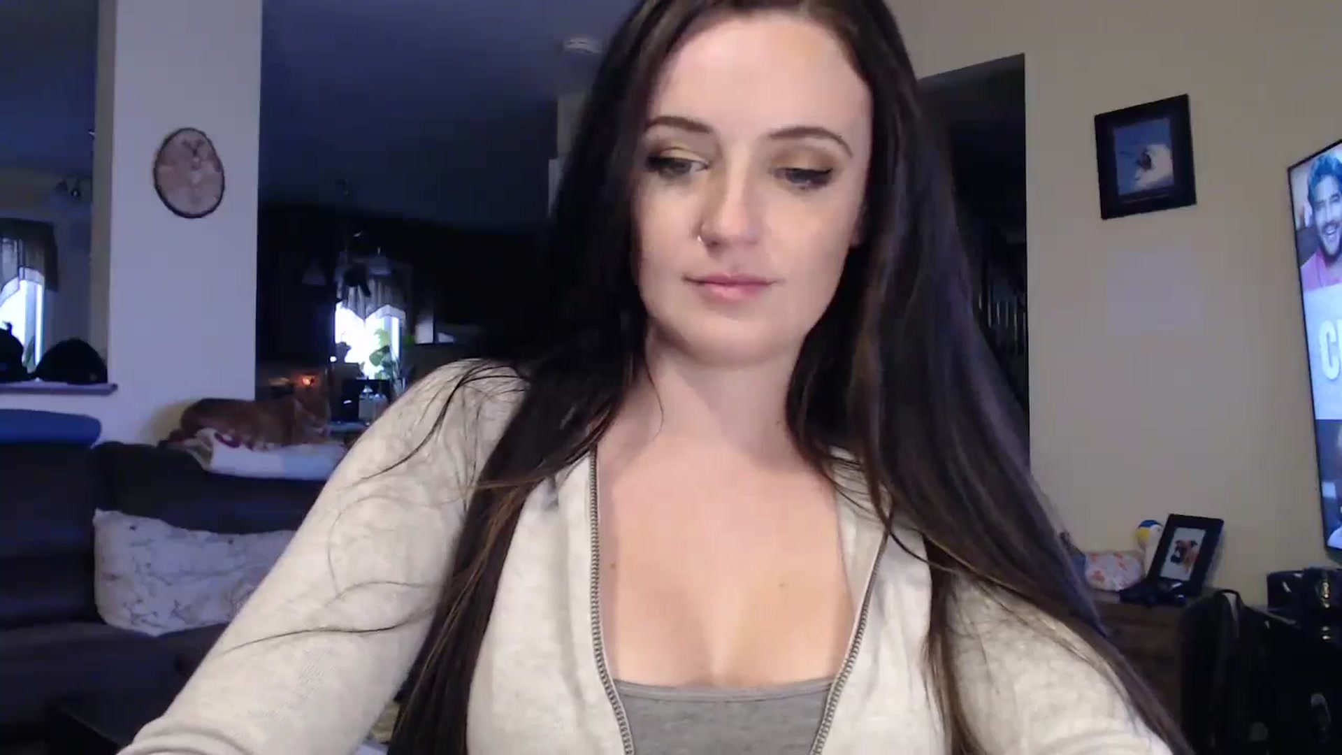 Gallery image thumbnail from JazzyBabe's myfreecams stream on, 09/14/2024, 22:26 image 11 of 20