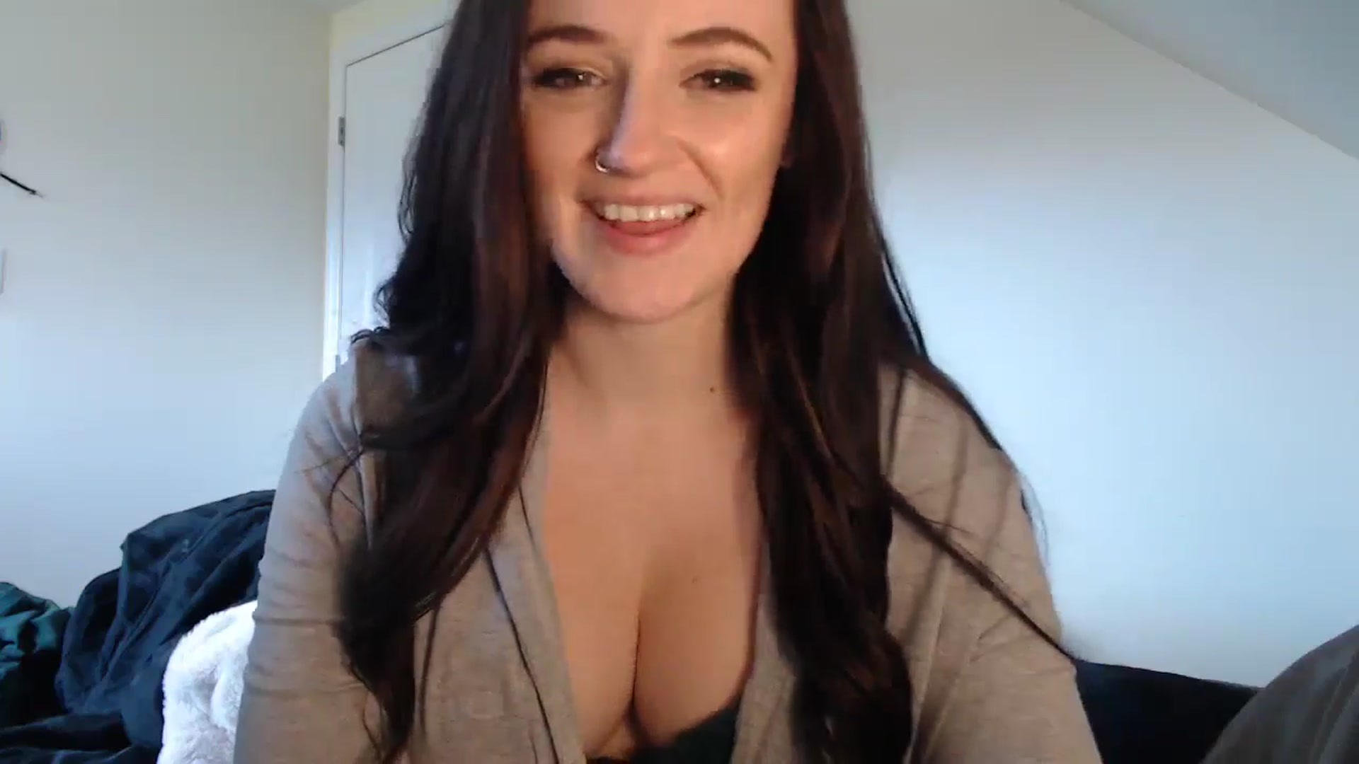 Gallery image thumbnail from JazzyBabe's myfreecams stream on, 11/29/2024, 19:35 image 14 of 20