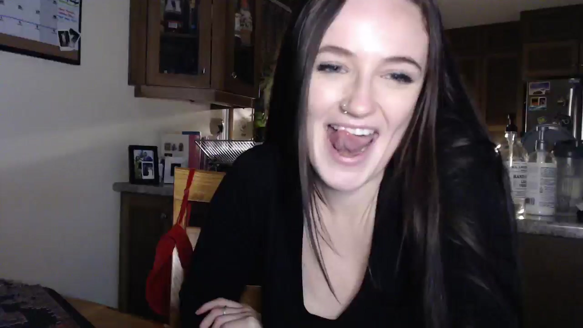 Gallery image thumbnail from JazzyBabe's myfreecams stream on, 12/05/2024, 01:57 image 12 of 20