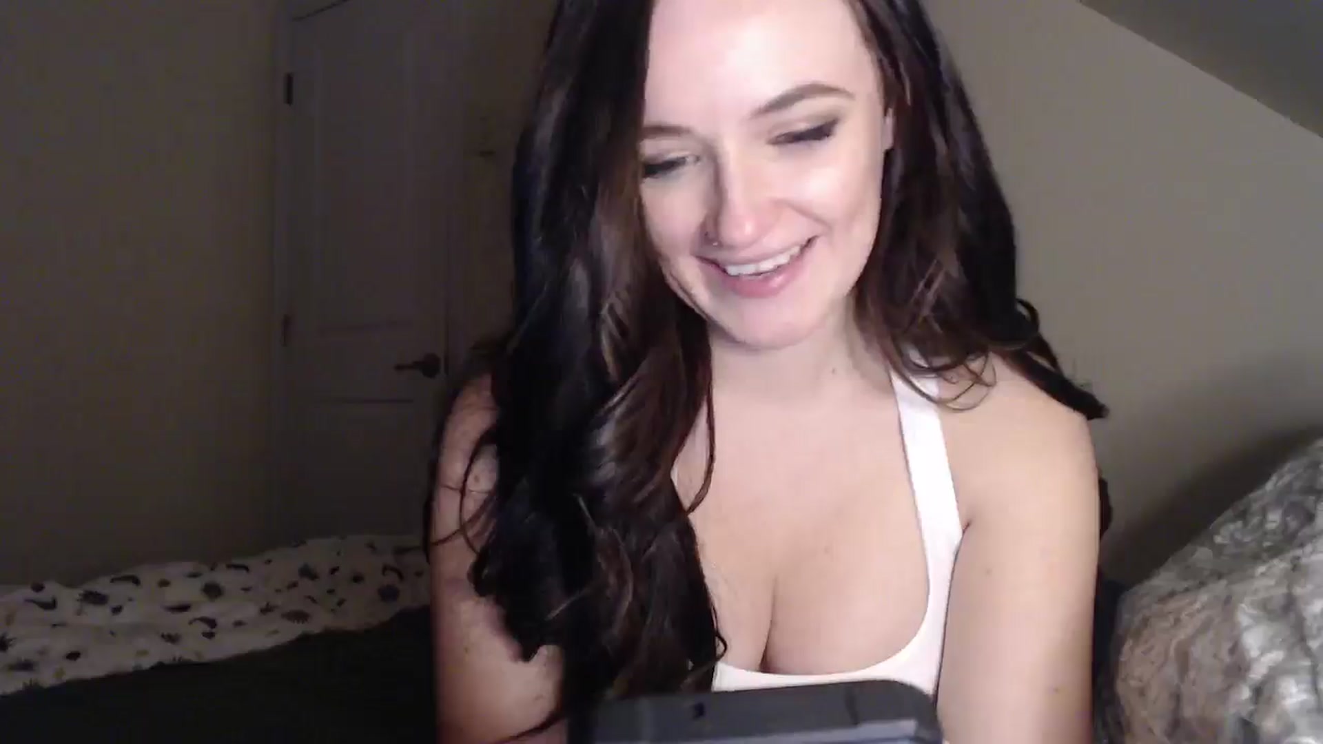 Gallery image thumbnail from JazzyBabe's myfreecams stream on, 01/12/2025, 03:26 image 15 of 20
