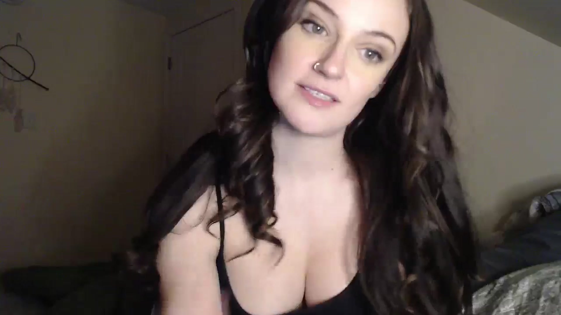 Gallery image thumbnail from JazzyBabe's myfreecams stream on, 01/15/2025, 23:35 image 4 of 20