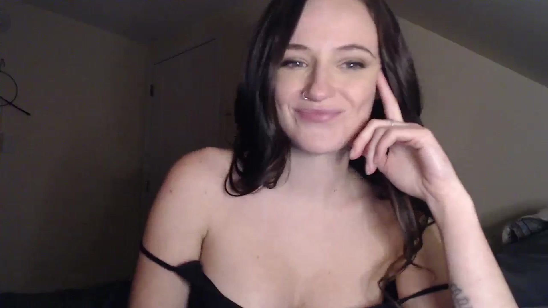 Gallery image thumbnail from JazzyBabe's myfreecams stream on, 01/15/2025, 23:35 image 19 of 20